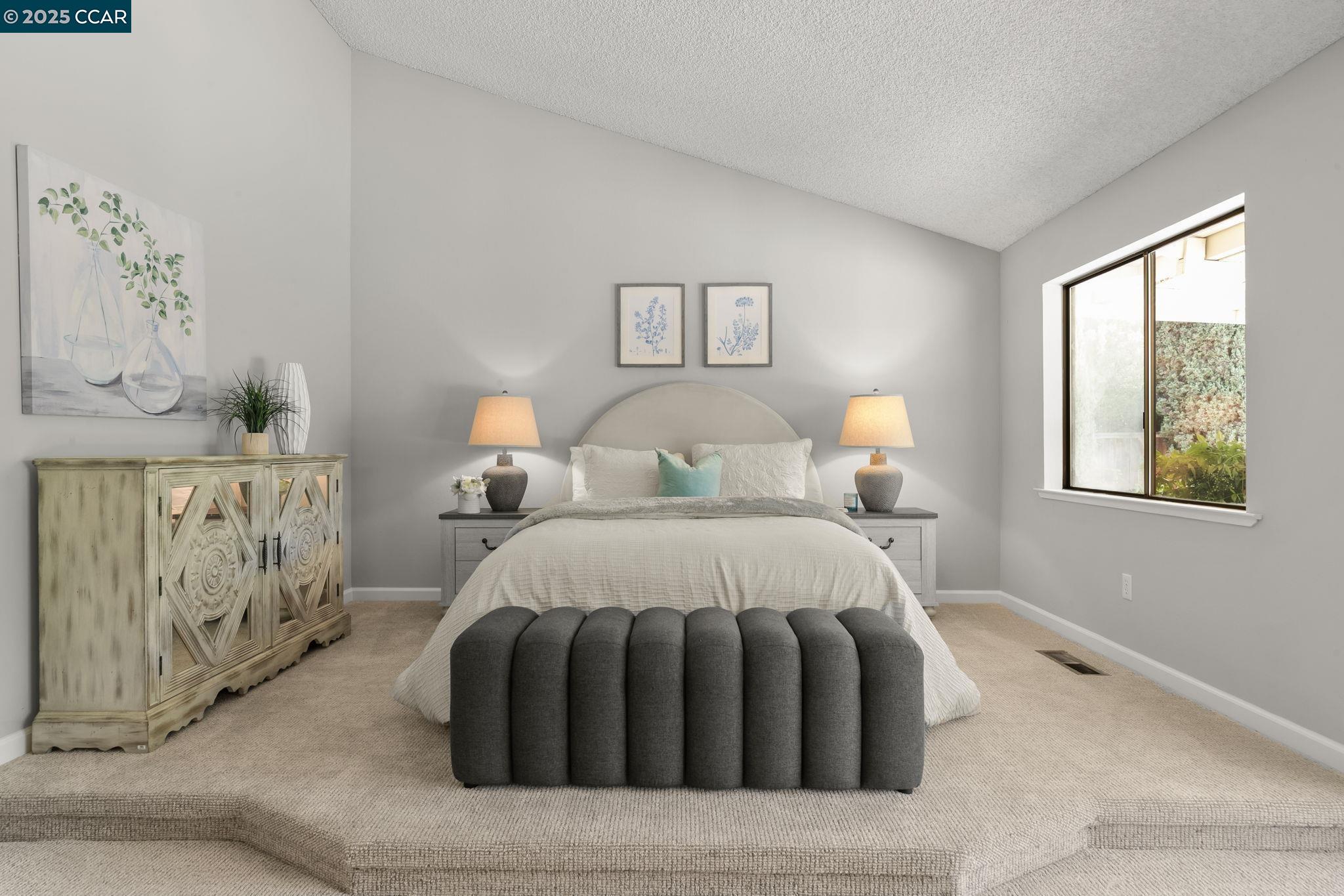 Detail Gallery Image 33 of 60 For 323 York Ct, Walnut Creek,  CA 94598 - 4 Beds | 2/1 Baths
