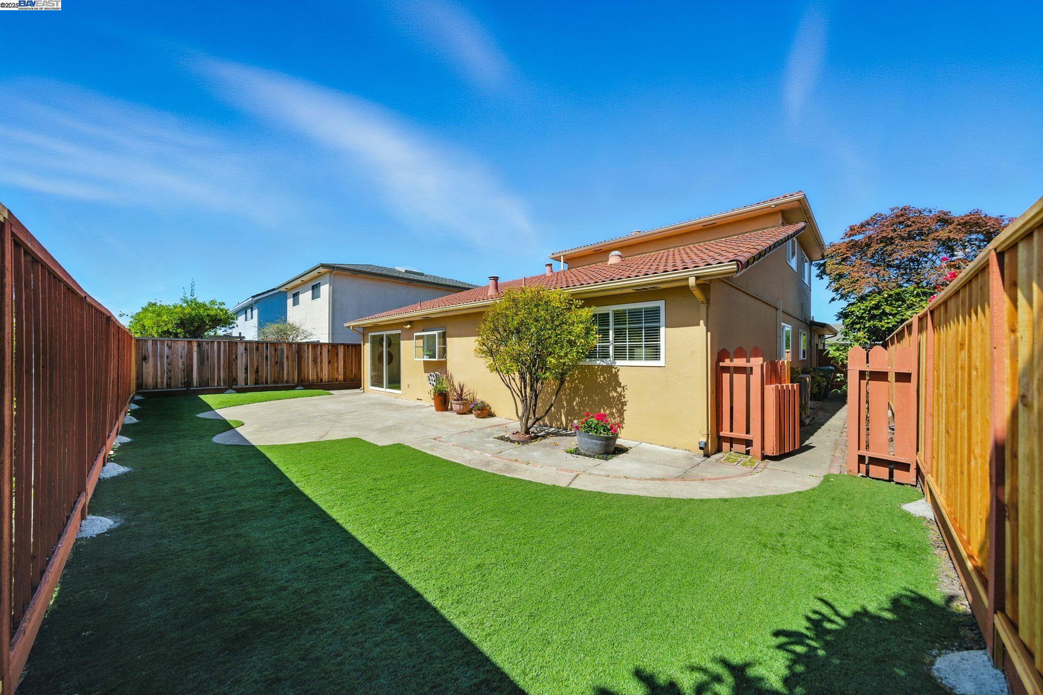 Detail Gallery Image 22 of 57 For 420 Camden Rd, Alameda,  CA 94501 - 5 Beds | 3 Baths