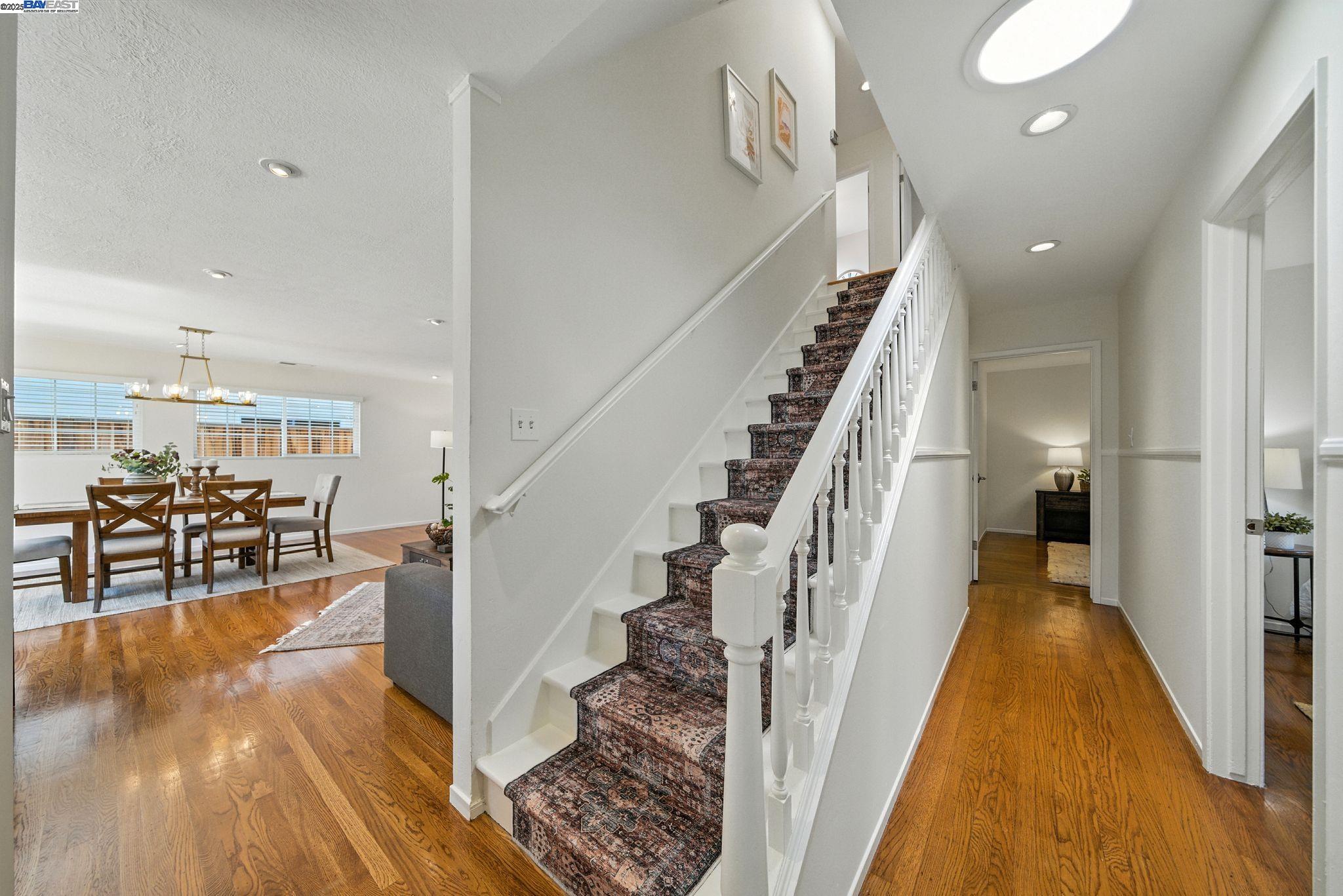 Detail Gallery Image 23 of 57 For 420 Camden Rd, Alameda,  CA 94501 - 5 Beds | 3 Baths