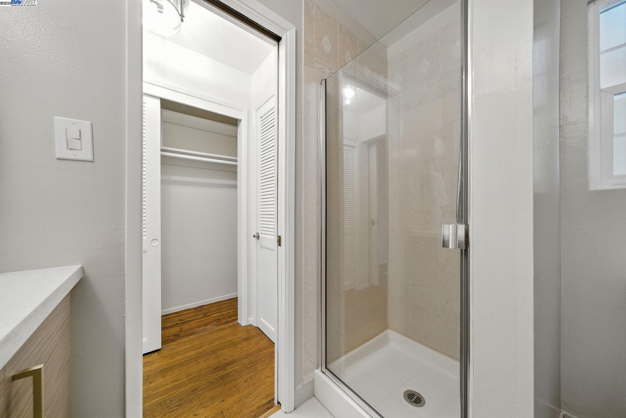 Detail Gallery Image 32 of 57 For 420 Camden Rd, Alameda,  CA 94501 - 5 Beds | 3 Baths