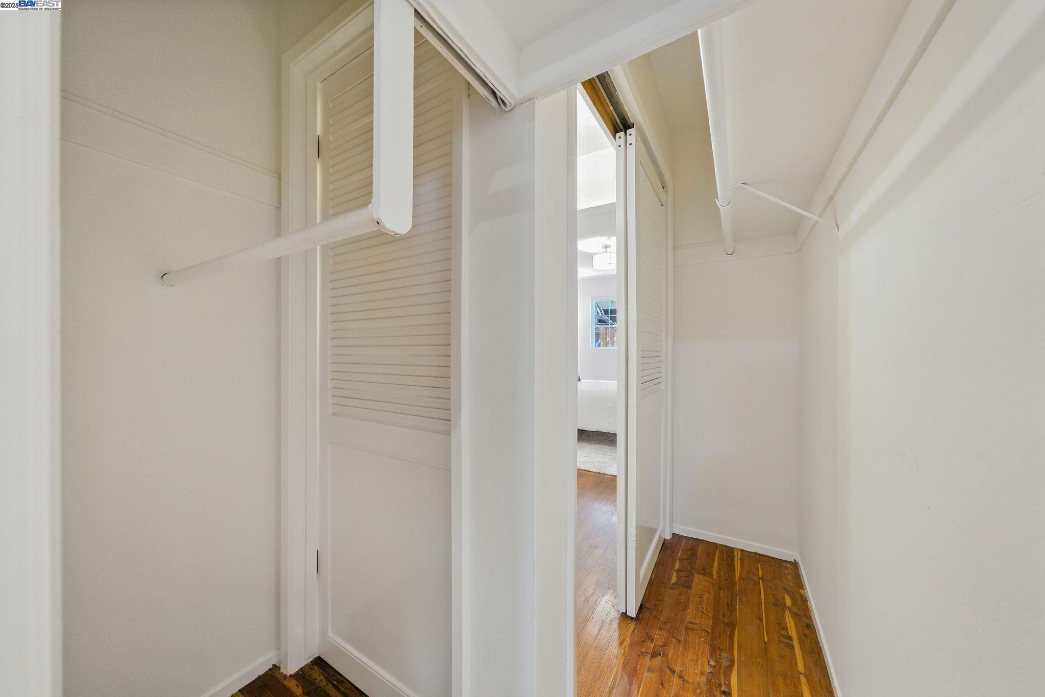 Detail Gallery Image 33 of 57 For 420 Camden Rd, Alameda,  CA 94501 - 5 Beds | 3 Baths