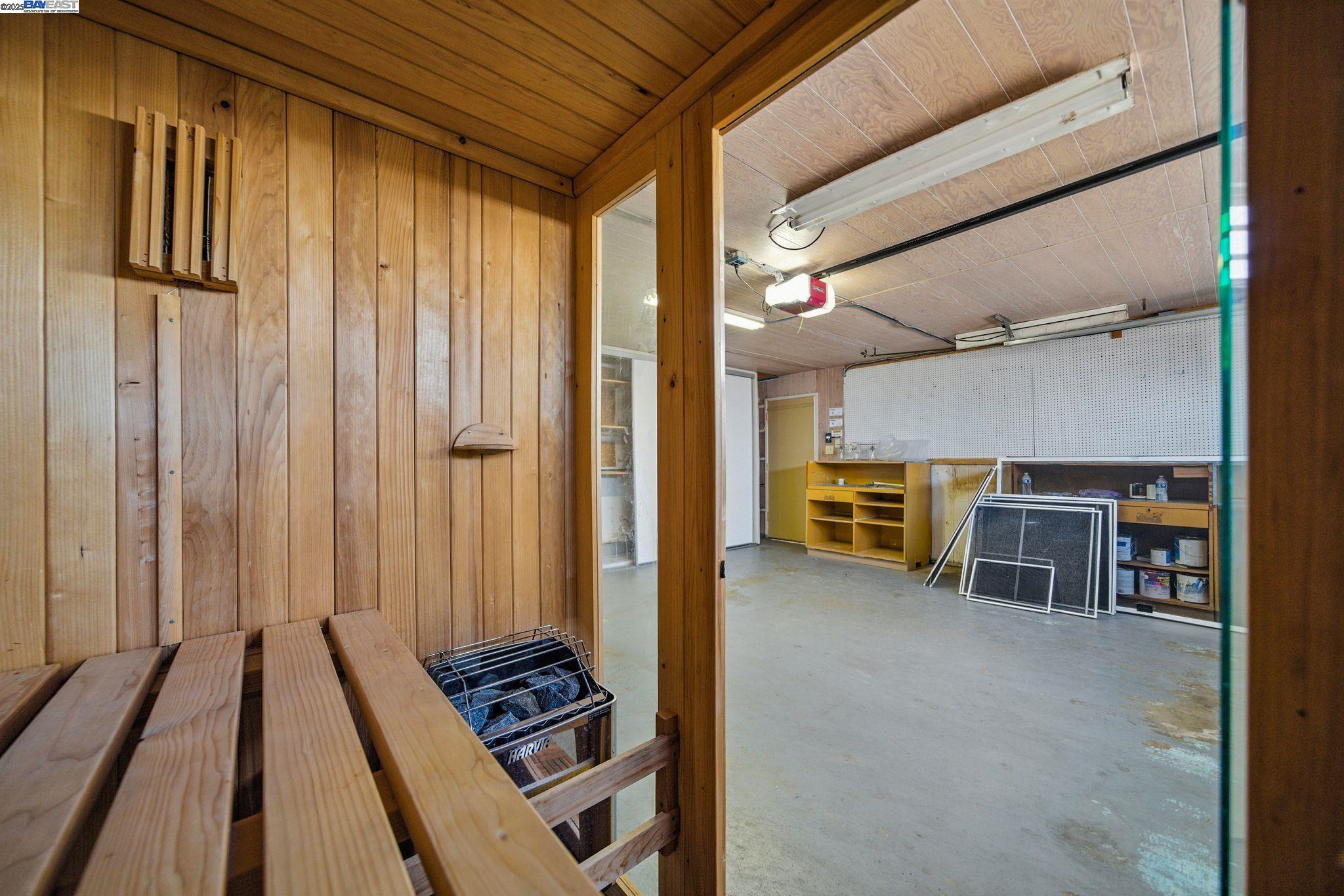 Detail Gallery Image 46 of 57 For 420 Camden Rd, Alameda,  CA 94501 - 5 Beds | 3 Baths