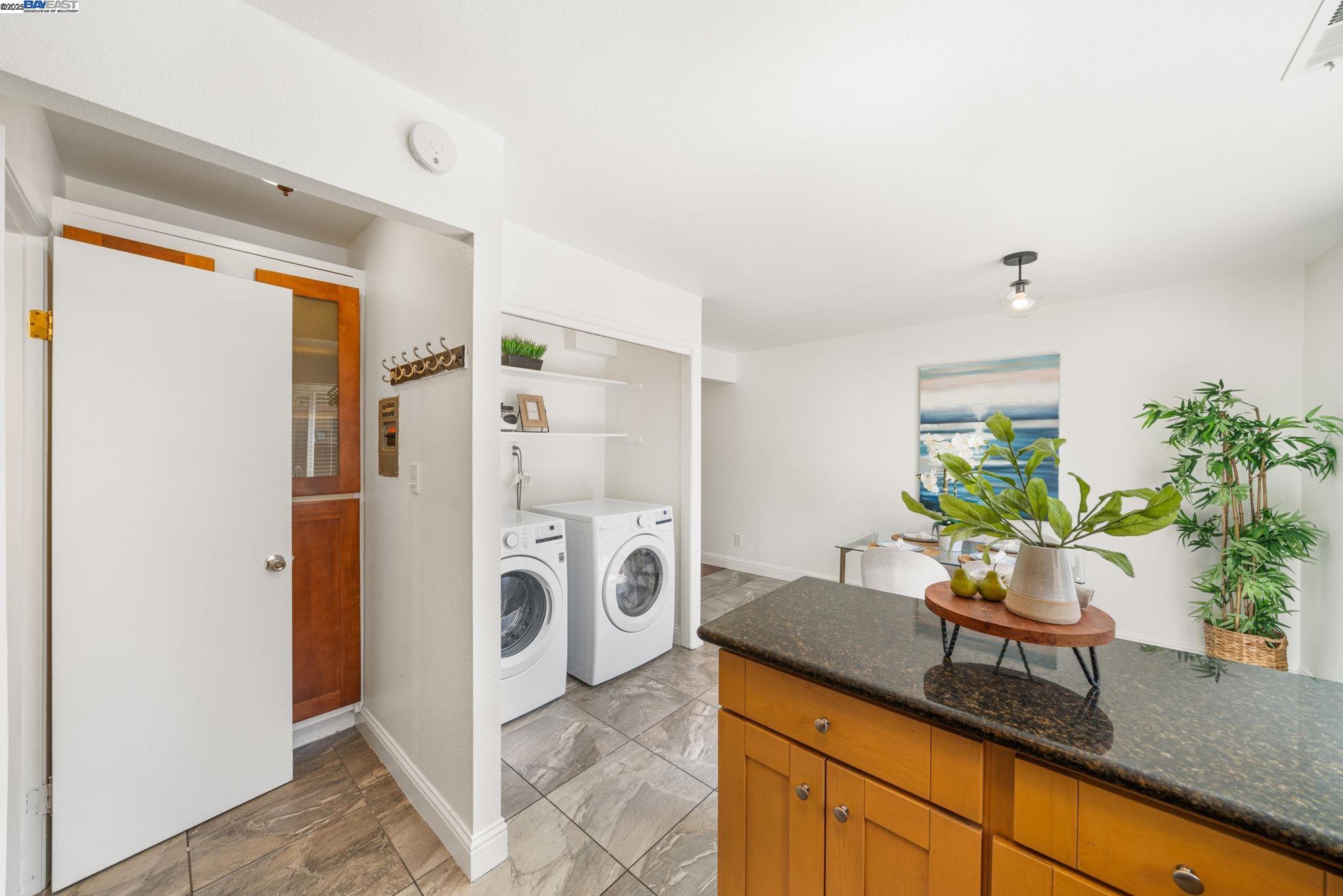 Detail Gallery Image 18 of 27 For 2658 Oliver Dr, Hayward,  CA 94545 - 2 Beds | 1/1 Baths