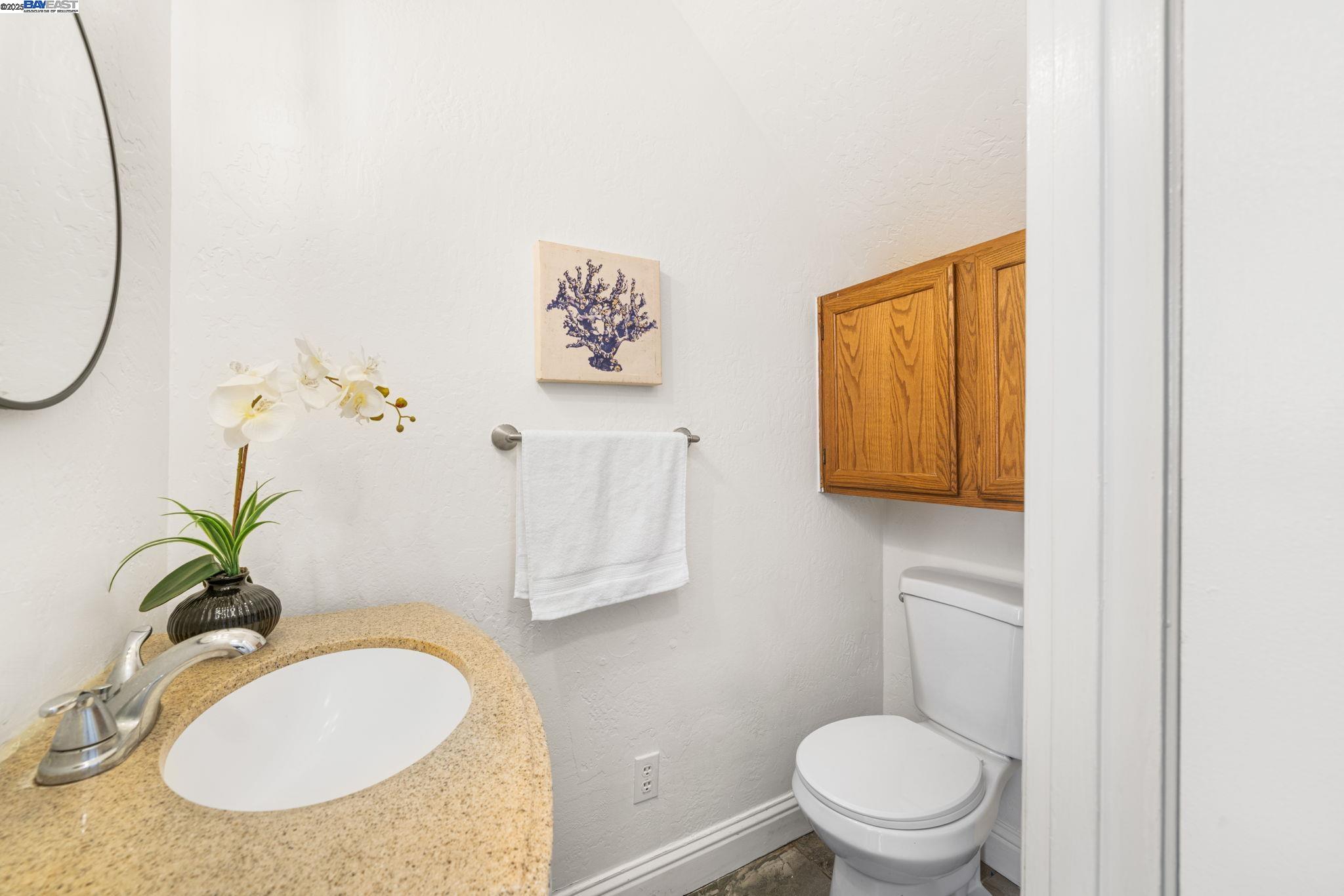Detail Gallery Image 20 of 27 For 2658 Oliver Dr, Hayward,  CA 94545 - 2 Beds | 1/1 Baths