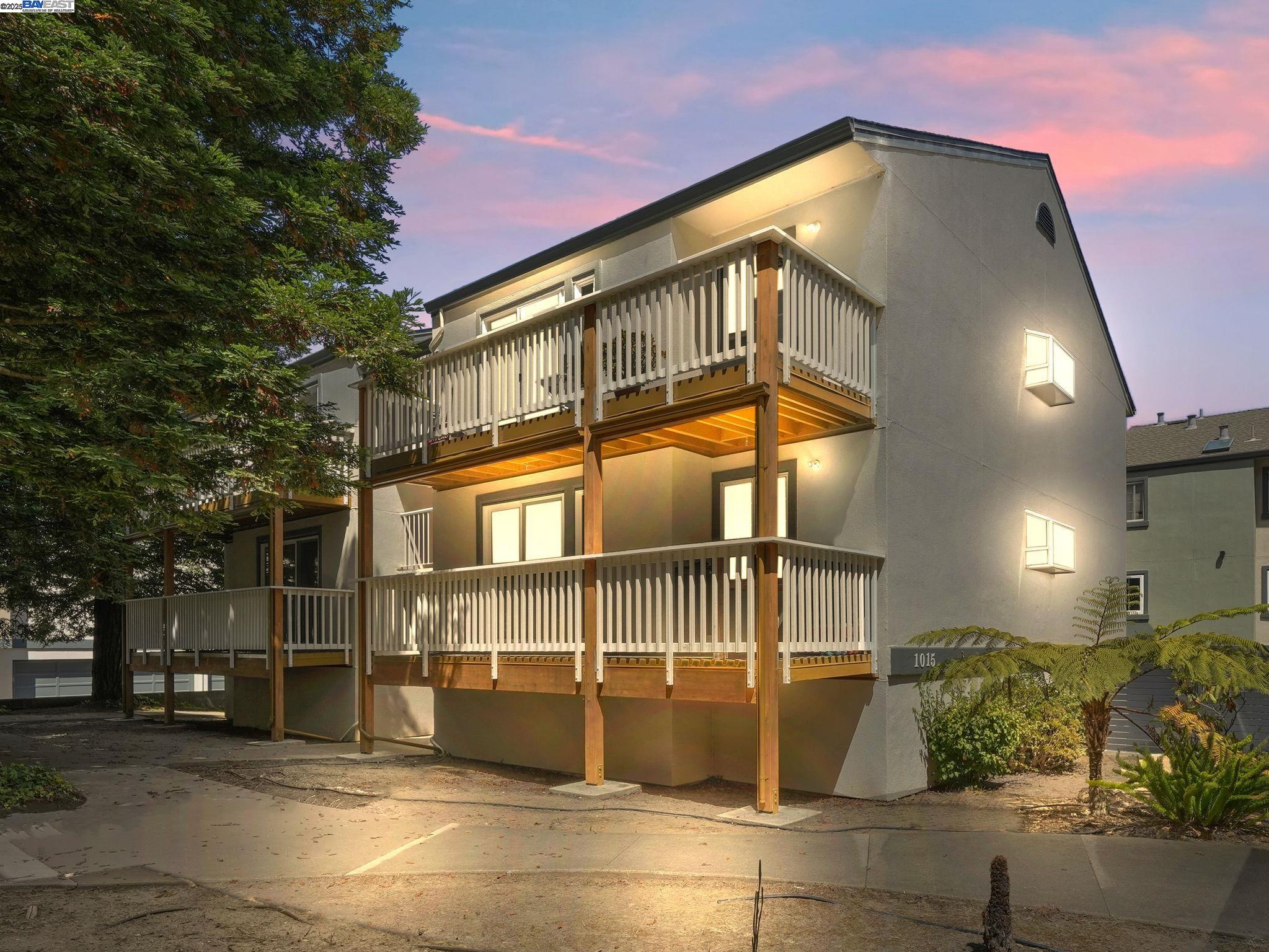 Detail Gallery Image 1 of 41 For 1015 San Gabriel Cir #525,  Daly City,  CA 94014 - 2 Beds | 1/1 Baths