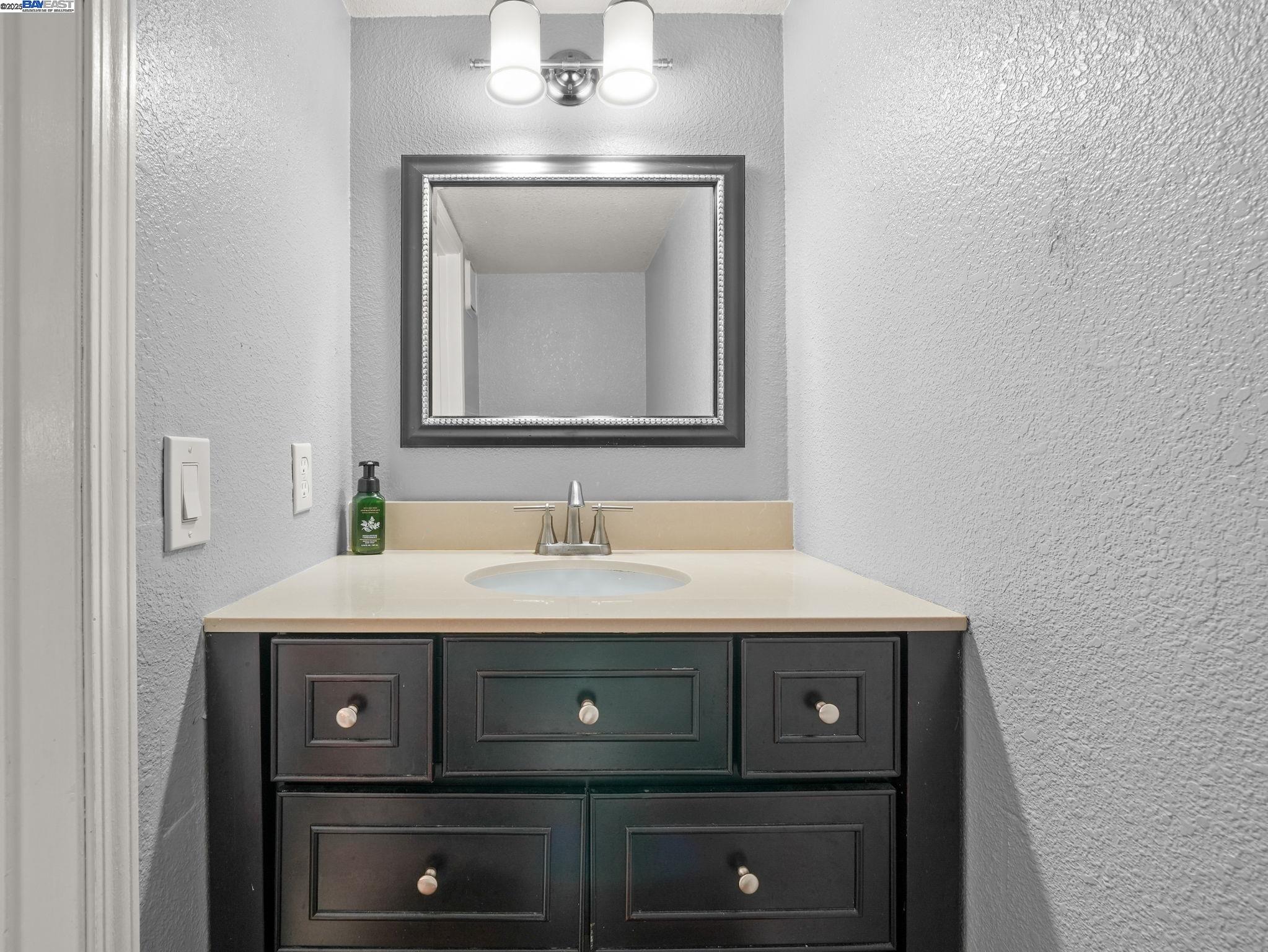 Detail Gallery Image 24 of 41 For 1015 San Gabriel Cir #525,  Daly City,  CA 94014 - 2 Beds | 1/1 Baths