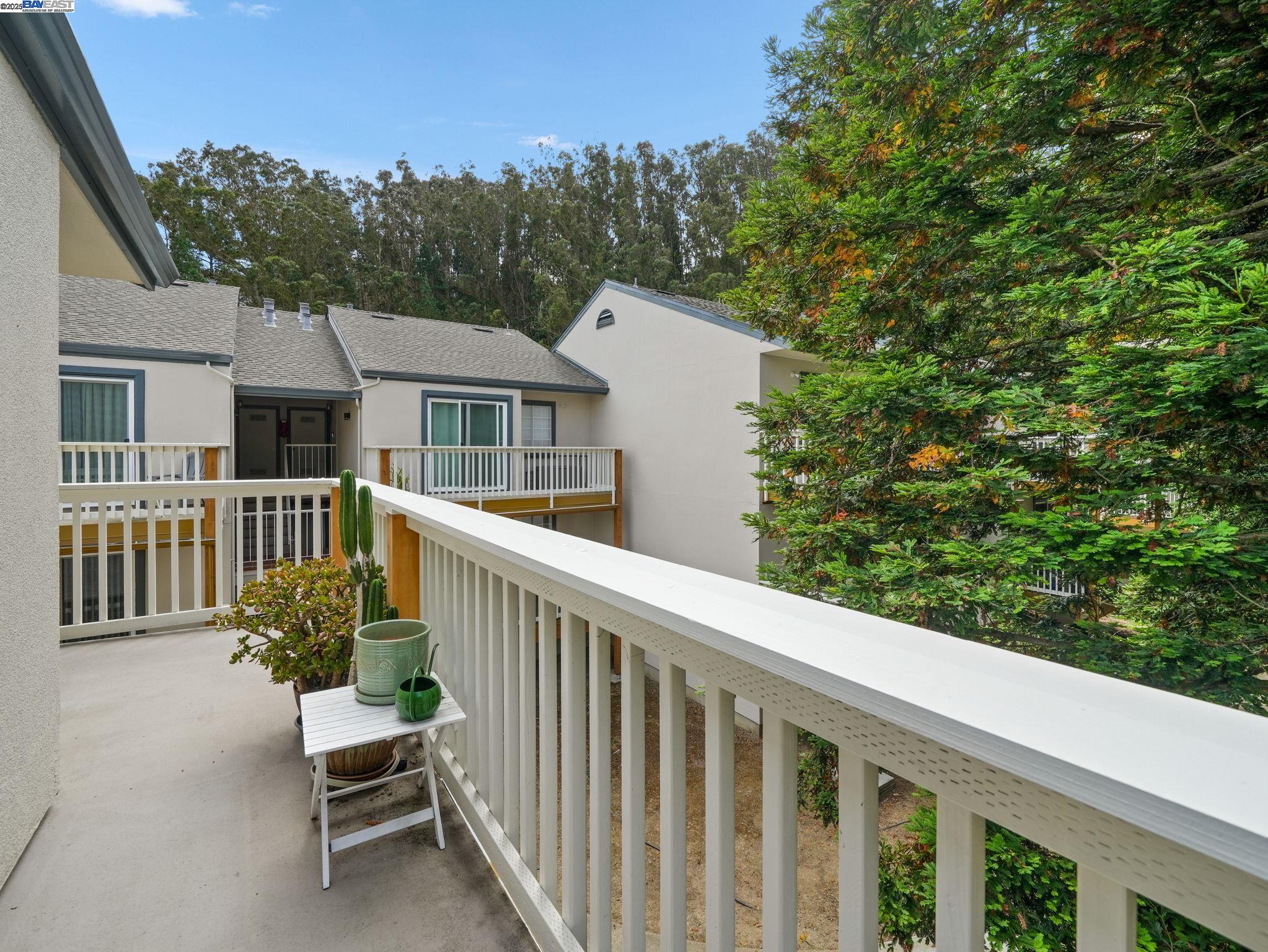 Detail Gallery Image 26 of 41 For 1015 San Gabriel Cir #525,  Daly City,  CA 94014 - 2 Beds | 1/1 Baths