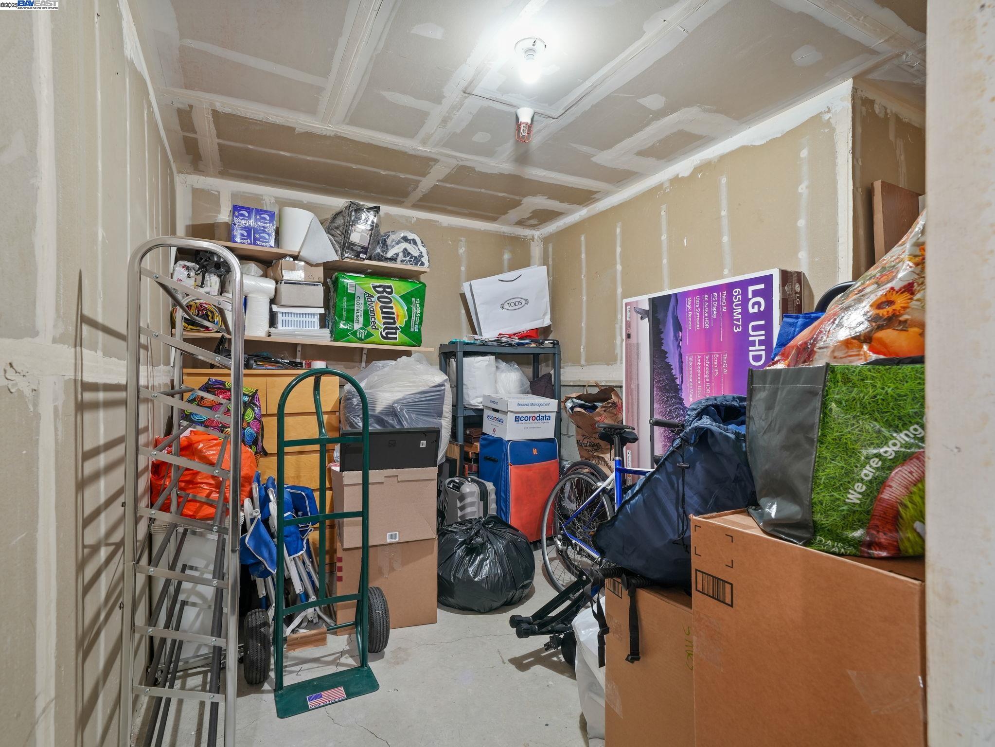 Detail Gallery Image 33 of 41 For 1015 San Gabriel Cir #525,  Daly City,  CA 94014 - 2 Beds | 1/1 Baths