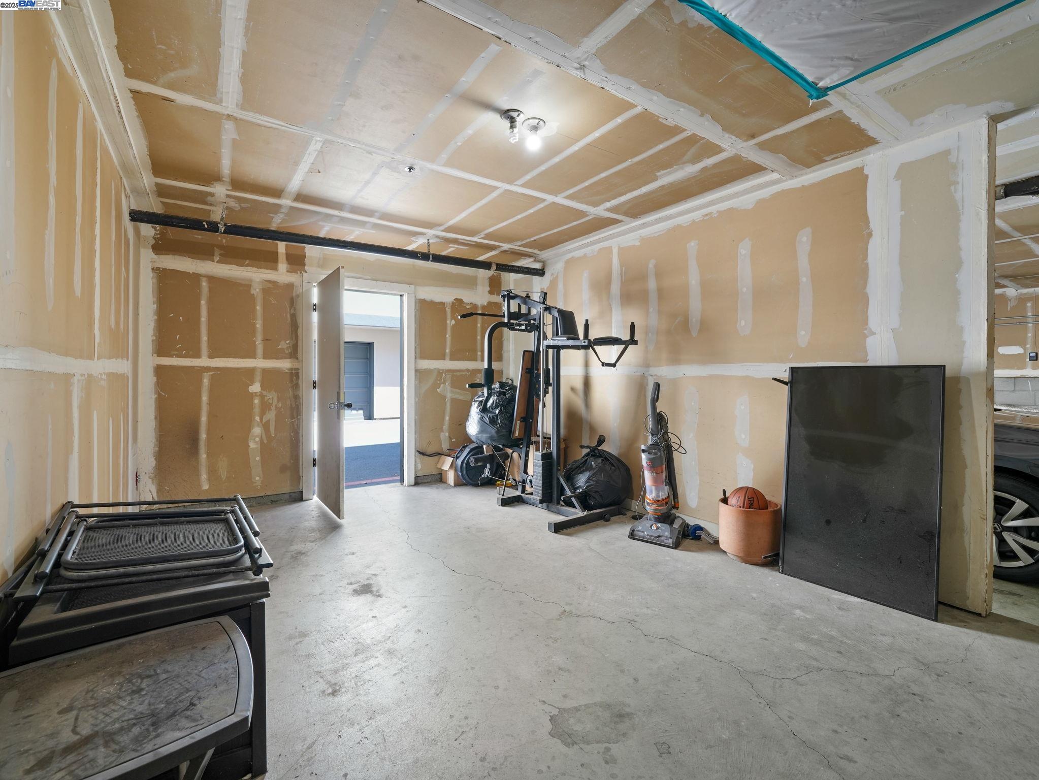 Detail Gallery Image 34 of 41 For 1015 San Gabriel Cir #525,  Daly City,  CA 94014 - 2 Beds | 1/1 Baths