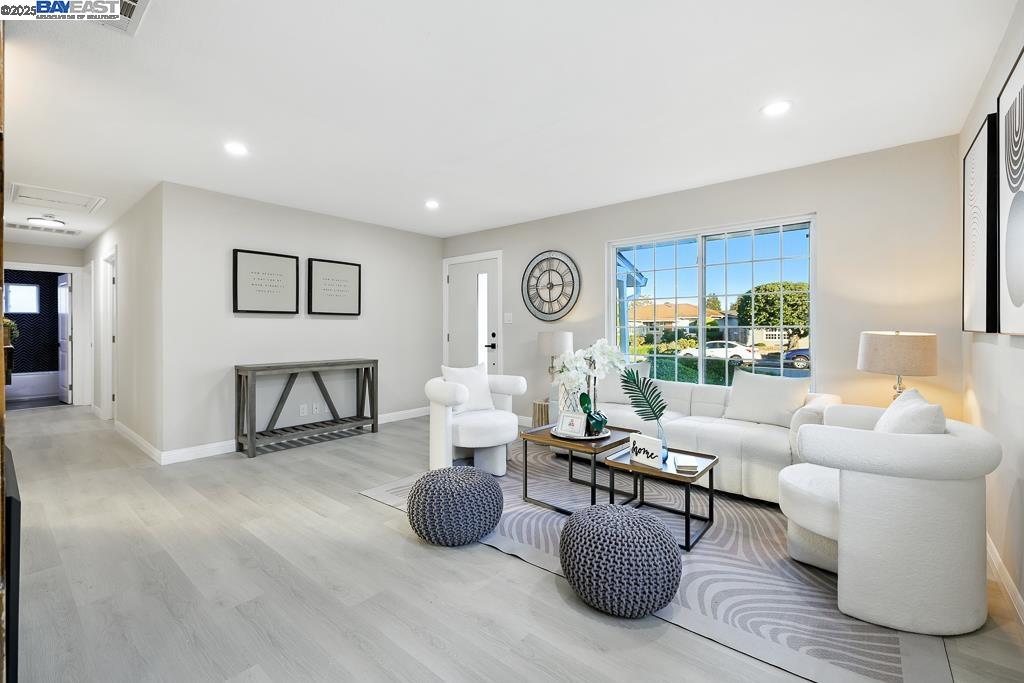 Detail Gallery Image 7 of 60 For 35856 Adobe Dr, Fremont,  CA 94536 - 4 Beds | 3 Baths