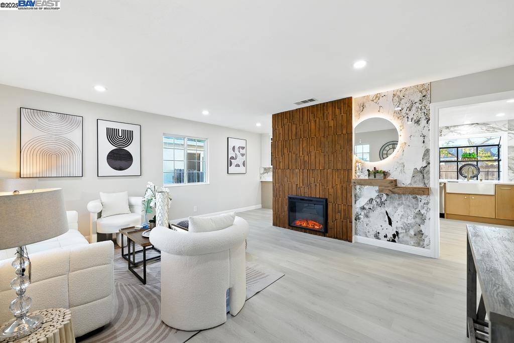 Detail Gallery Image 9 of 60 For 35856 Adobe Dr, Fremont,  CA 94536 - 4 Beds | 3 Baths