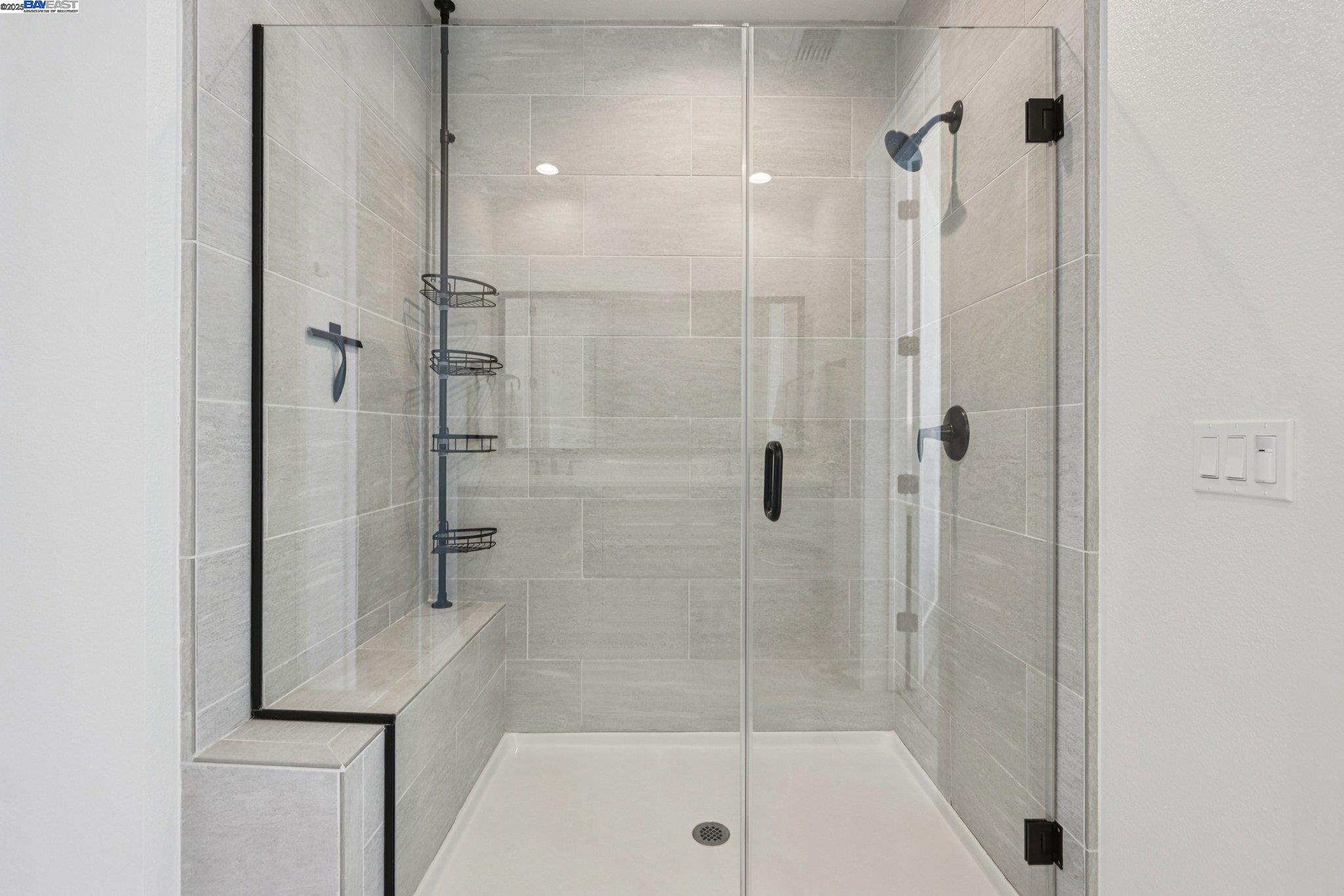 Detail Gallery Image 11 of 26 For 8556 Tailwind Ave, Newark,  CA 94560 - 3 Beds | 3/1 Baths