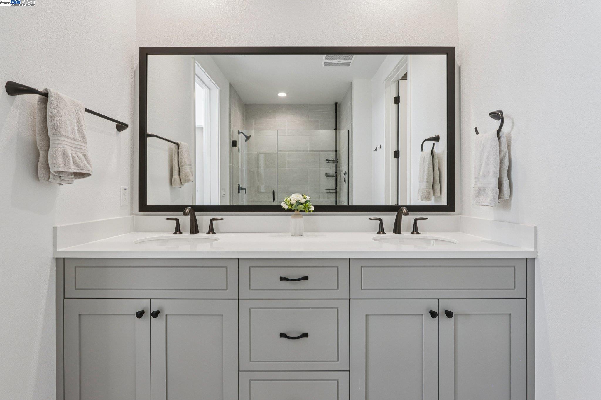 Detail Gallery Image 12 of 26 For 8556 Tailwind Ave, Newark,  CA 94560 - 3 Beds | 3/1 Baths