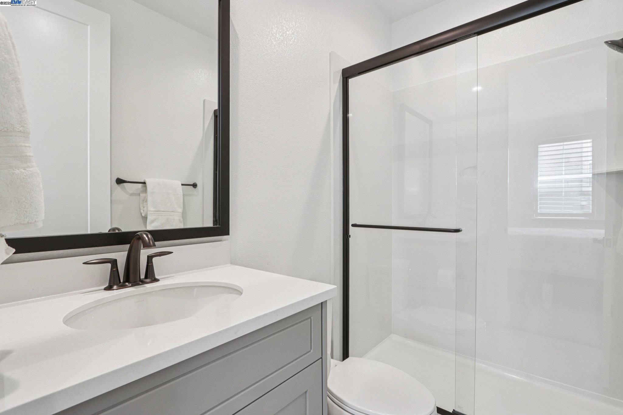 Detail Gallery Image 16 of 26 For 8556 Tailwind Ave, Newark,  CA 94560 - 3 Beds | 3/1 Baths