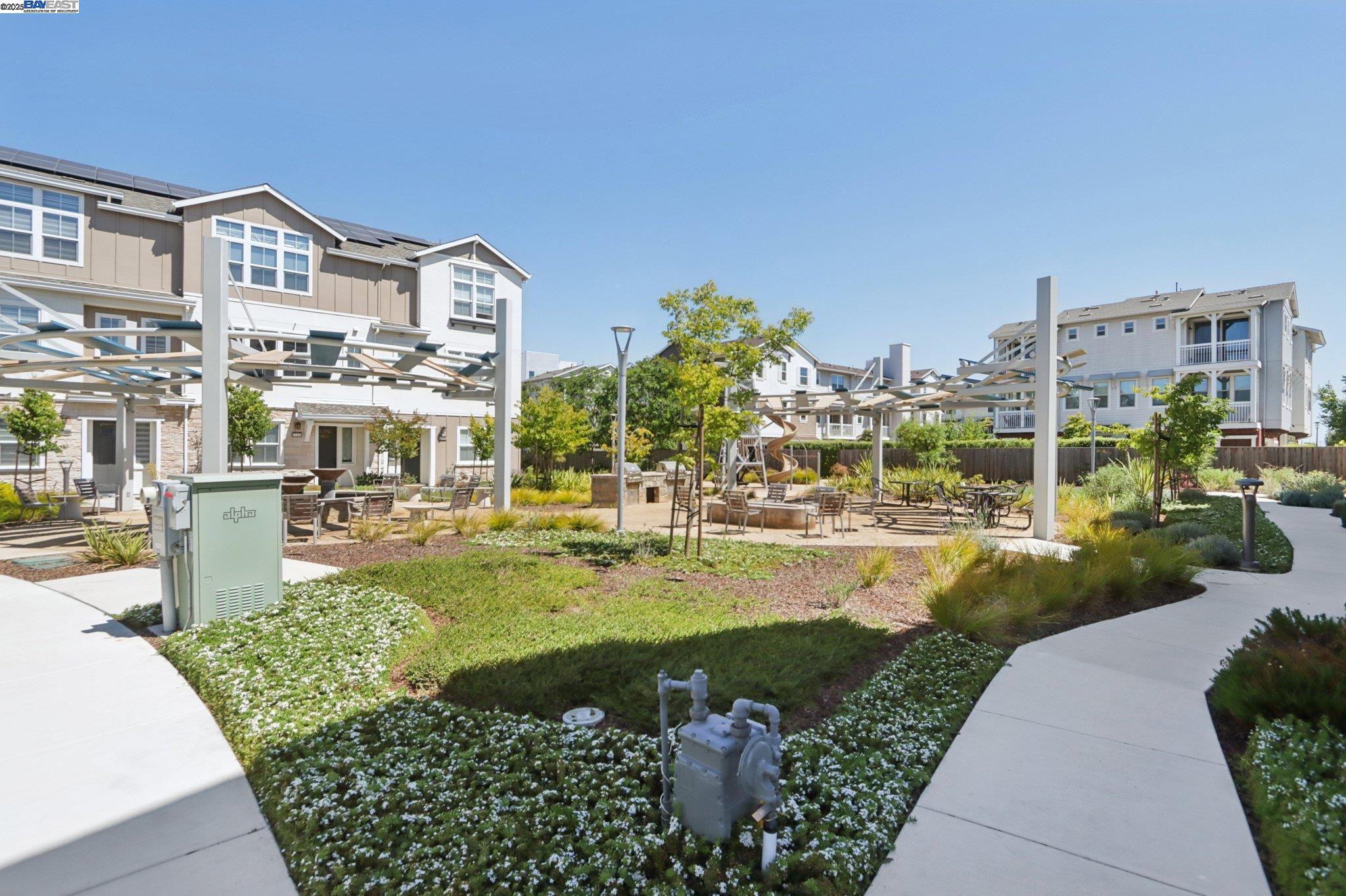 Detail Gallery Image 21 of 26 For 8556 Tailwind Ave, Newark,  CA 94560 - 3 Beds | 3/1 Baths
