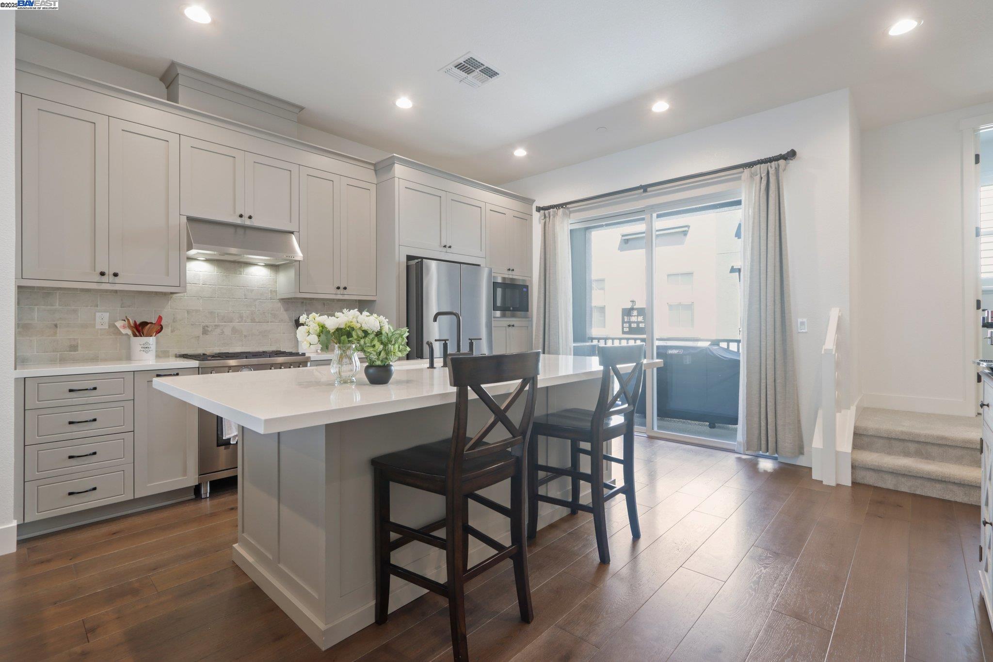 Detail Gallery Image 25 of 26 For 8556 Tailwind Ave, Newark,  CA 94560 - 3 Beds | 3/1 Baths