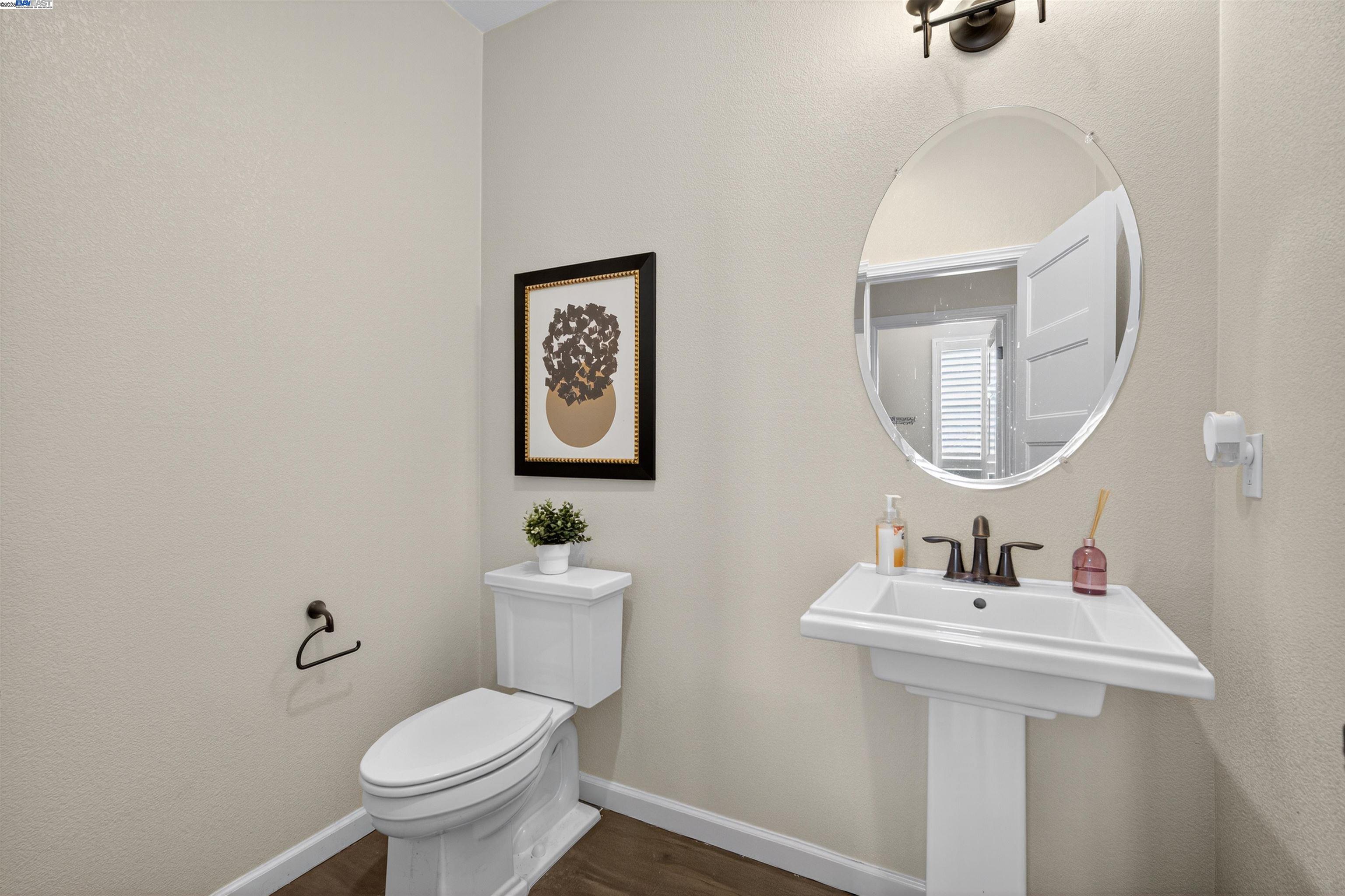 Detail Gallery Image 17 of 42 For 25943 Dollar St, Hayward,  CA 94544 - 4 Beds | 3/1 Baths
