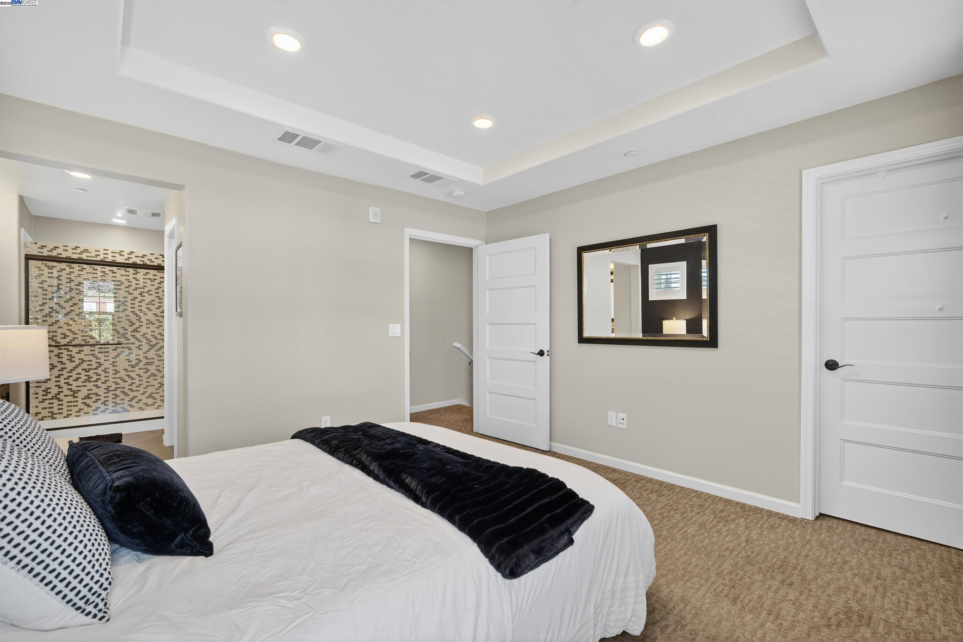 Detail Gallery Image 20 of 42 For 25943 Dollar St, Hayward,  CA 94544 - 4 Beds | 3/1 Baths