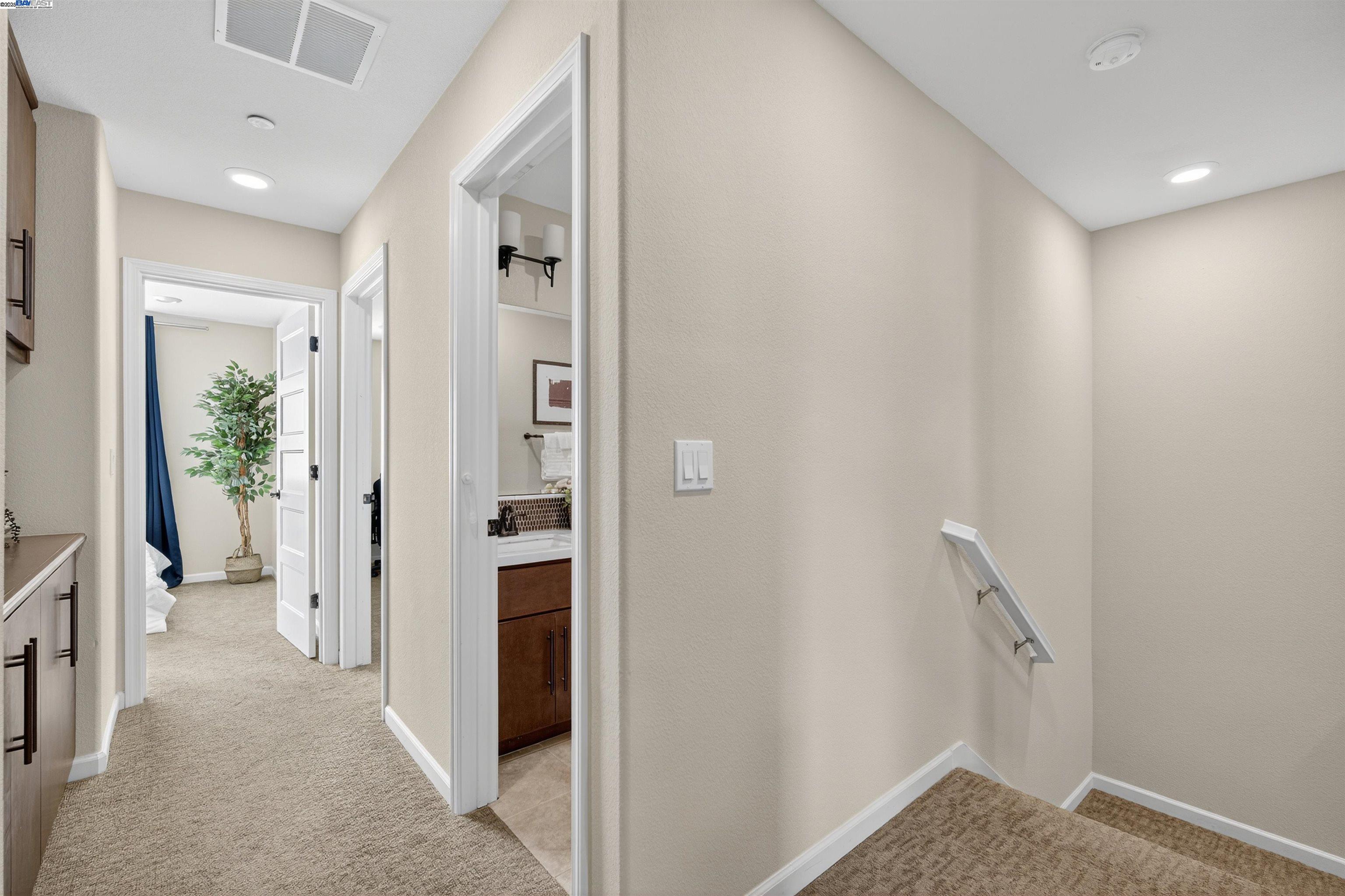 Detail Gallery Image 25 of 42 For 25943 Dollar St, Hayward,  CA 94544 - 4 Beds | 3/1 Baths