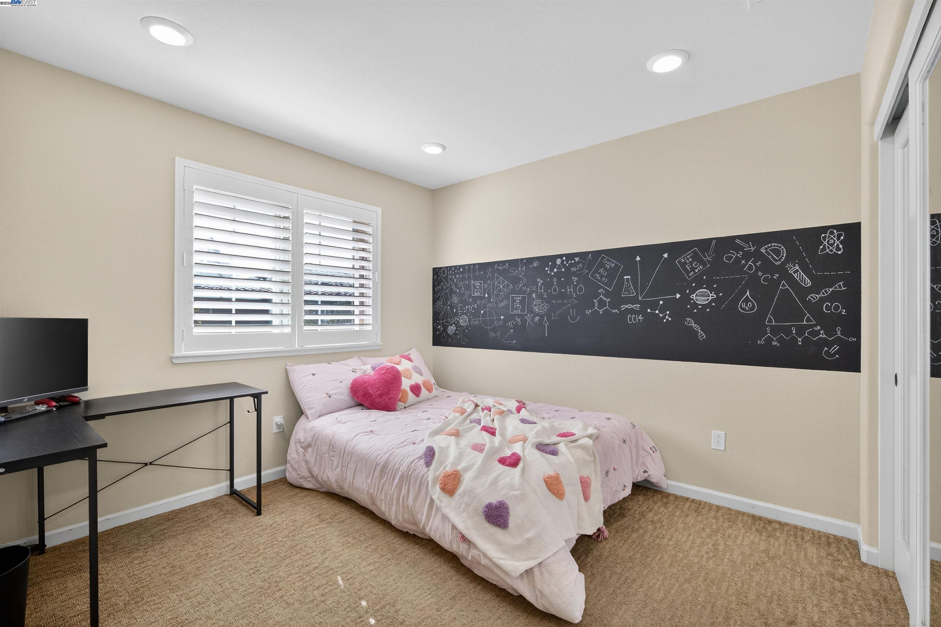 Detail Gallery Image 31 of 42 For 25943 Dollar St, Hayward,  CA 94544 - 4 Beds | 3/1 Baths