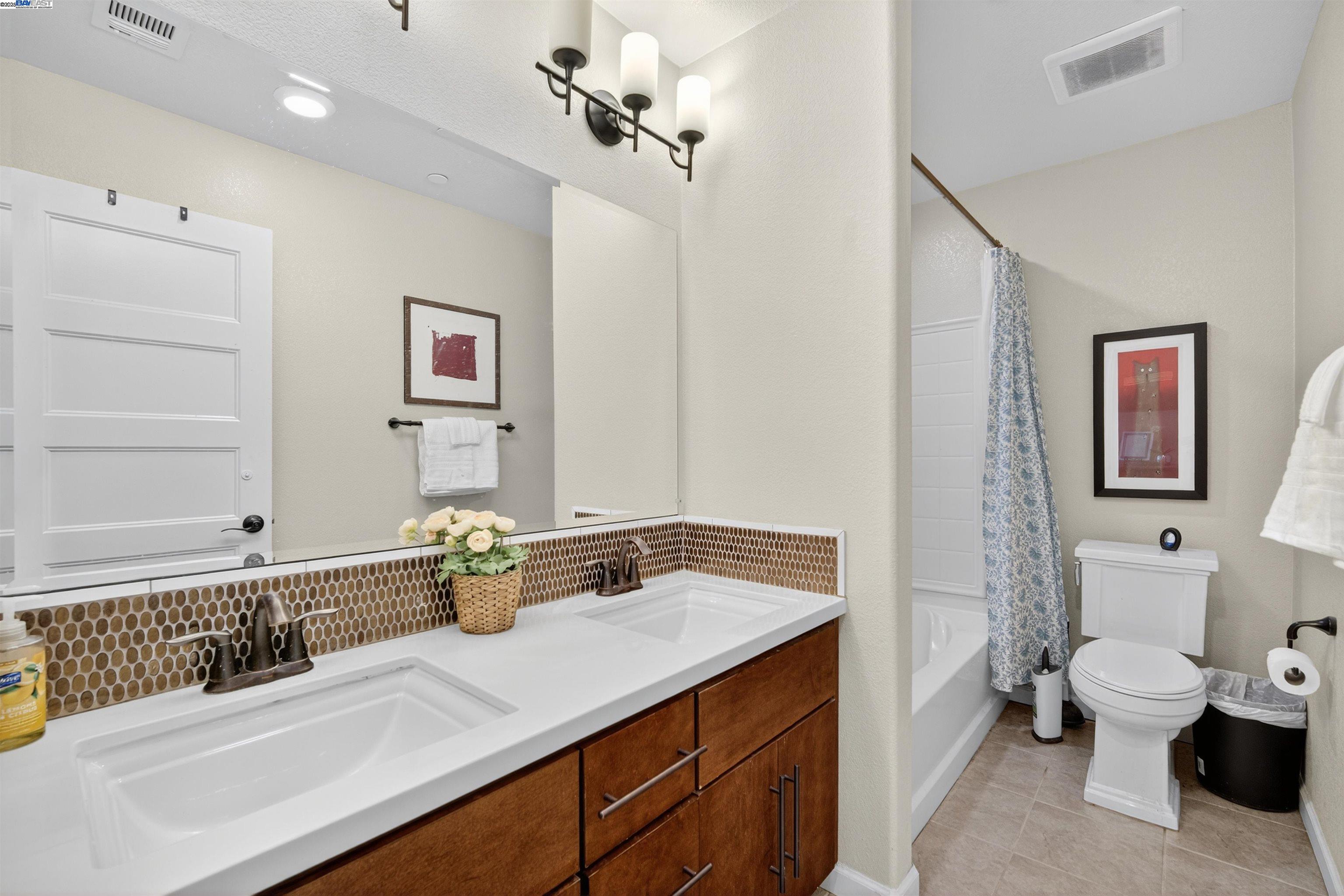 Detail Gallery Image 32 of 42 For 25943 Dollar St, Hayward,  CA 94544 - 4 Beds | 3/1 Baths