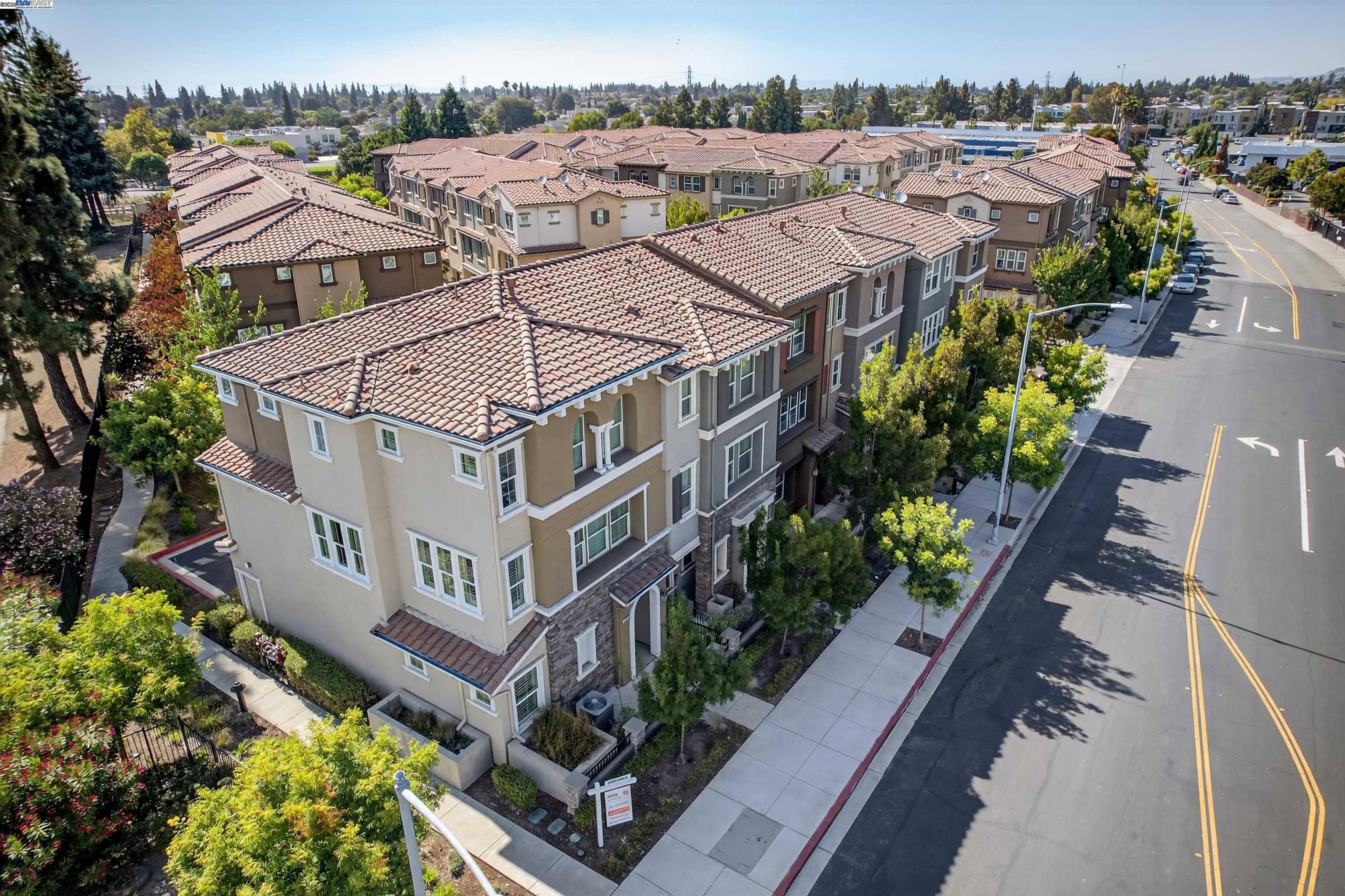 Detail Gallery Image 39 of 42 For 25943 Dollar St, Hayward,  CA 94544 - 4 Beds | 3/1 Baths