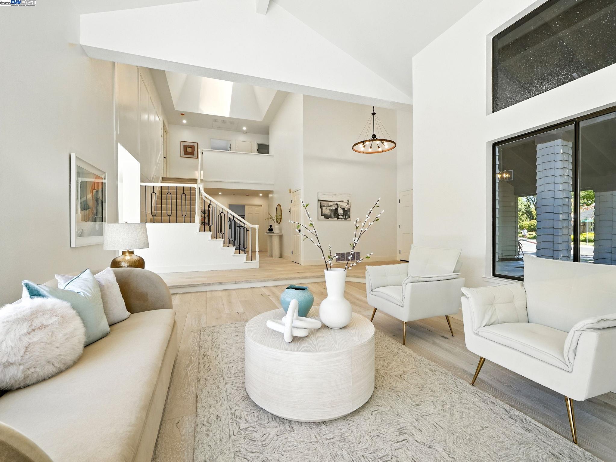 Detail Gallery Image 4 of 44 For 5995 via Del Cielo, Pleasanton,  CA 94566 - 5 Beds | 3 Baths