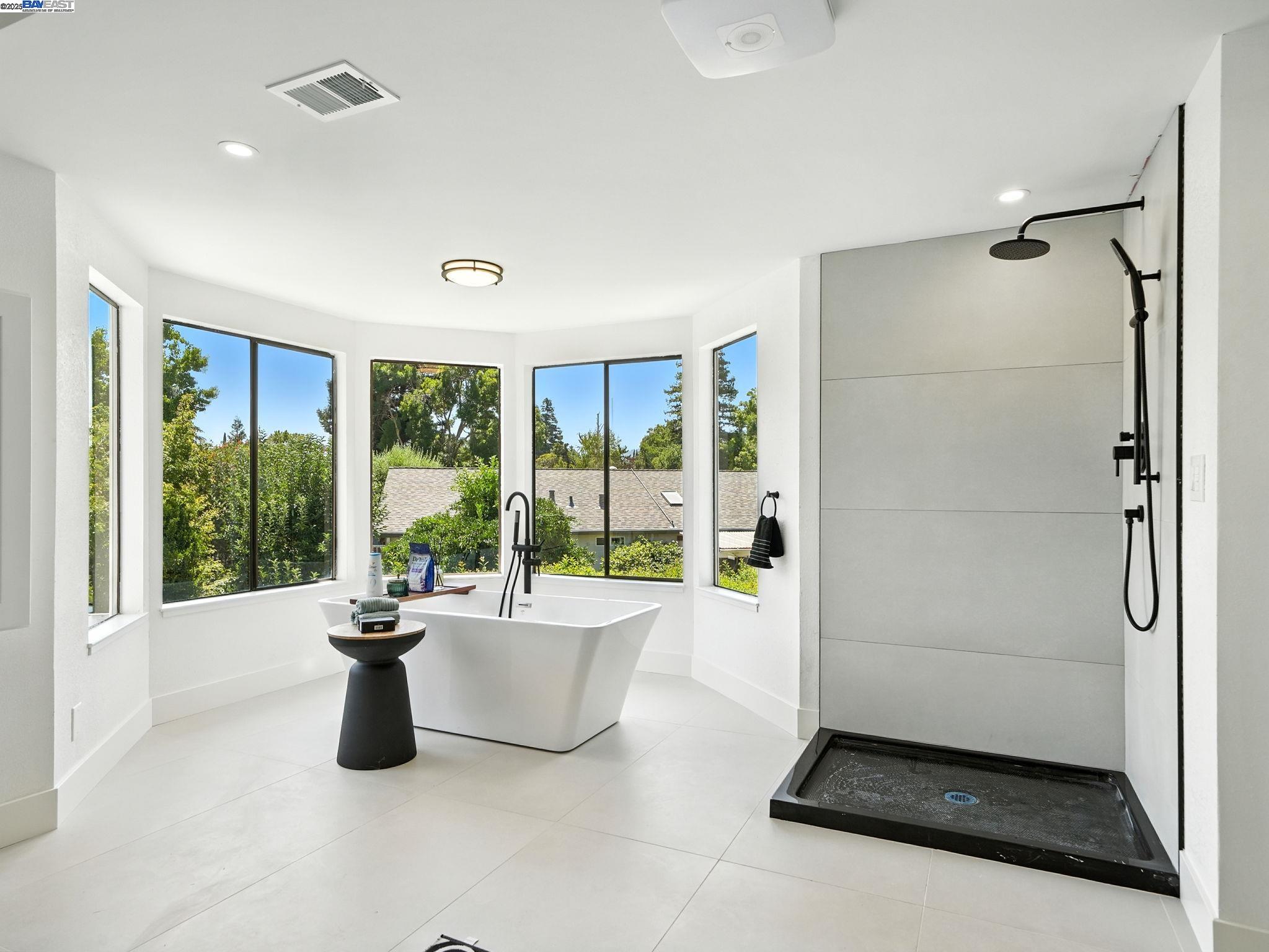 Detail Gallery Image 32 of 44 For 5995 via Del Cielo, Pleasanton,  CA 94566 - 5 Beds | 3 Baths