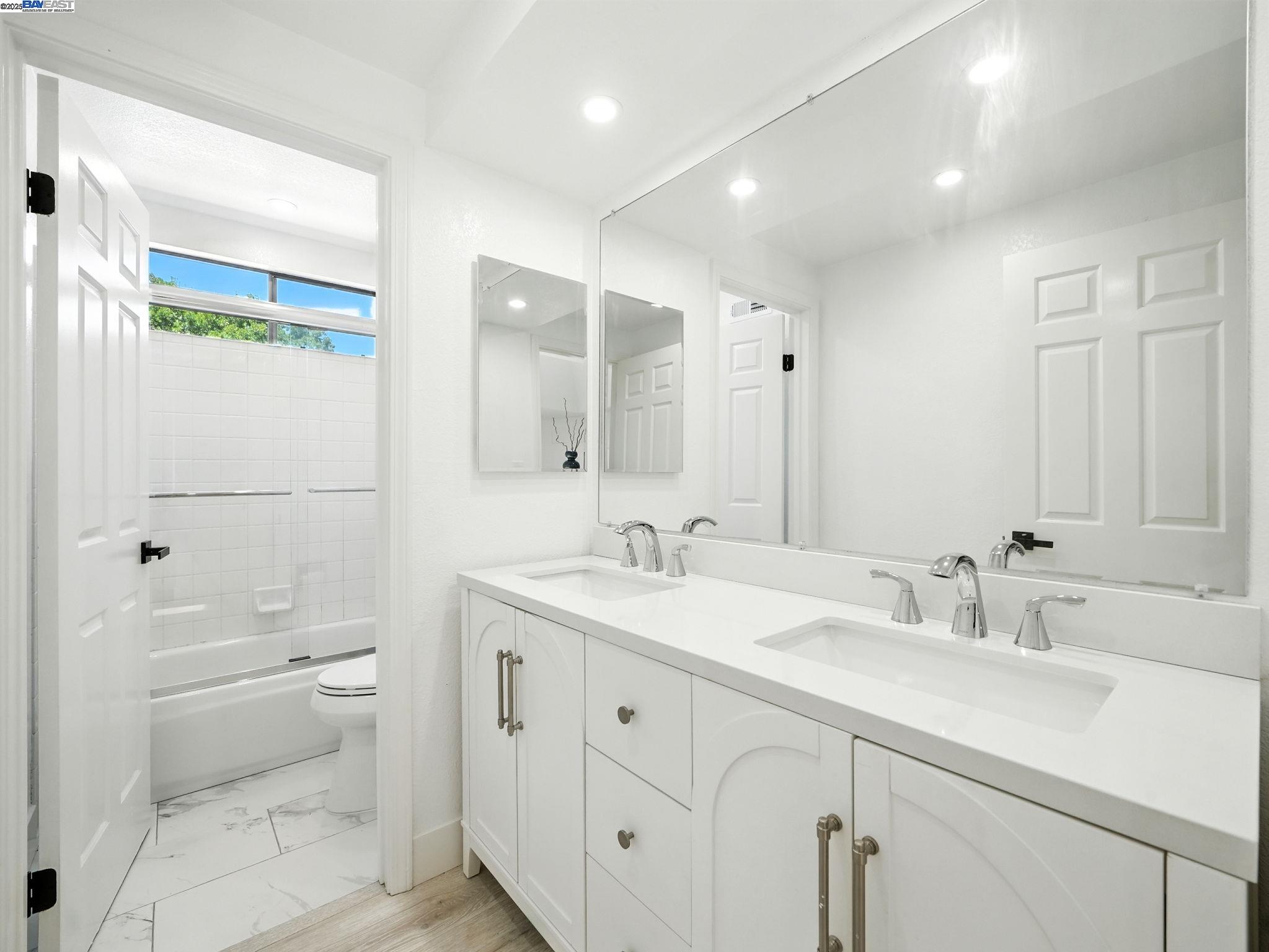 Detail Gallery Image 36 of 44 For 5995 via Del Cielo, Pleasanton,  CA 94566 - 5 Beds | 3 Baths