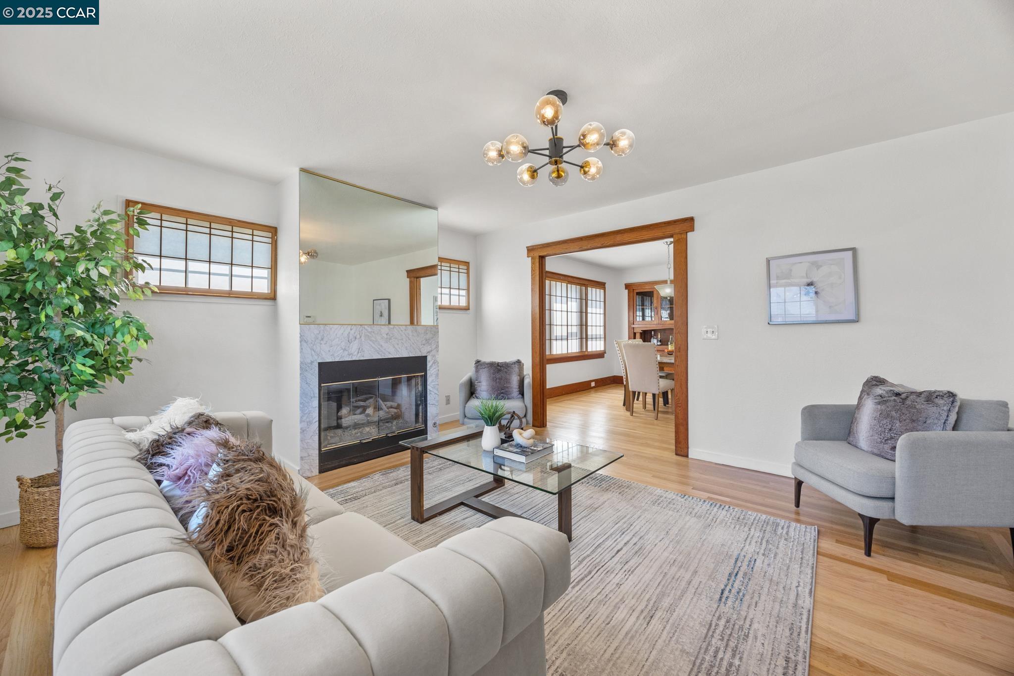 Detail Gallery Image 4 of 60 For 960 Ordway Street, Albany,  CA 94706 - 4 Beds | 2 Baths