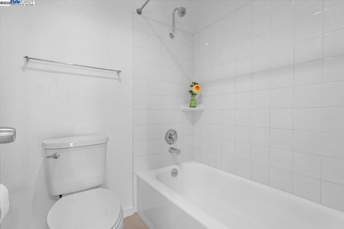 Detail Gallery Image 17 of 20 For 1318 B Street #314,  Hayward,  CA 94541 - 2 Beds | 2 Baths