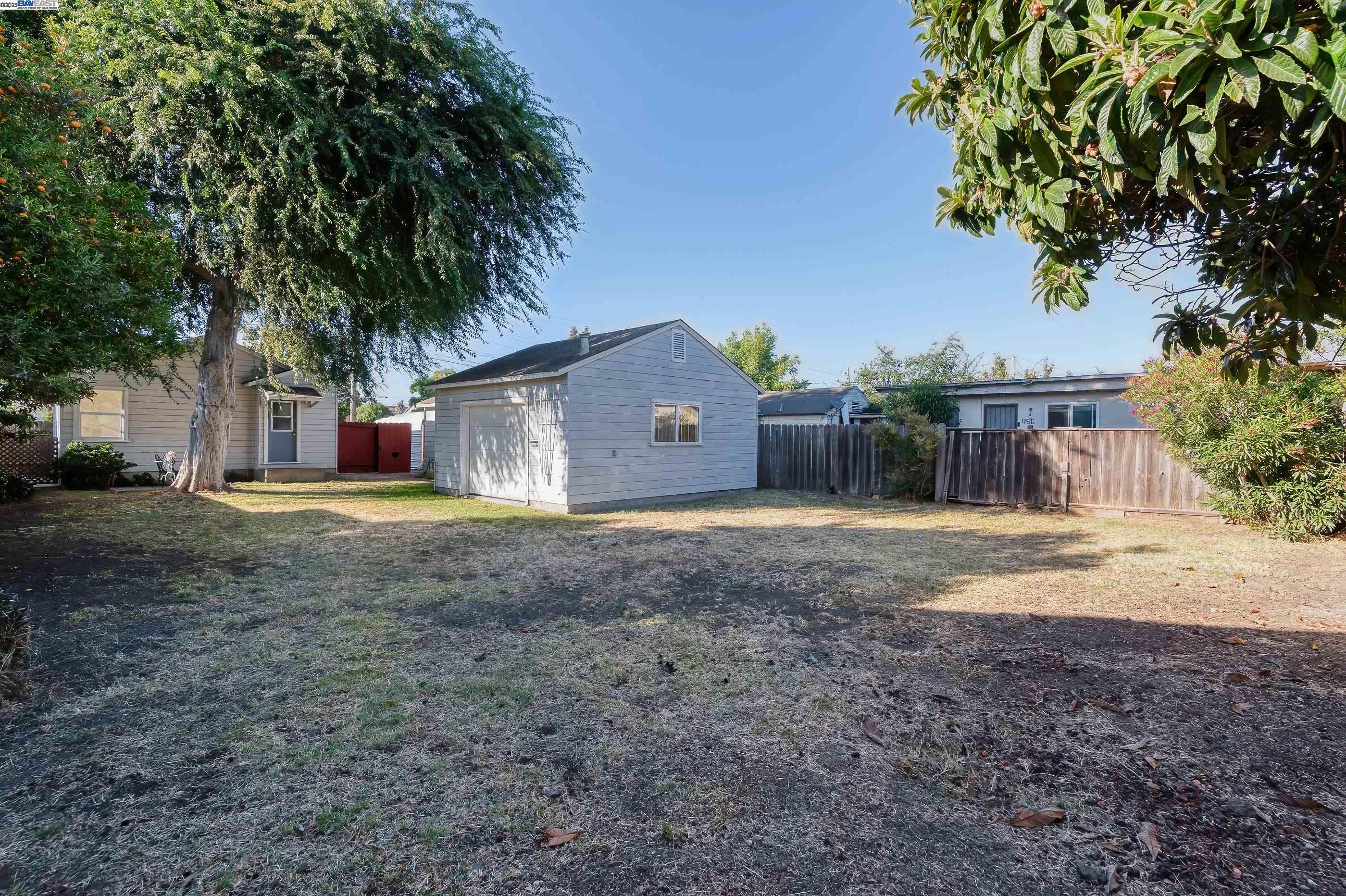Detail Gallery Image 23 of 33 For 466 Lupine Way, Hayward,  CA 94541 - 2 Beds | 1 Baths