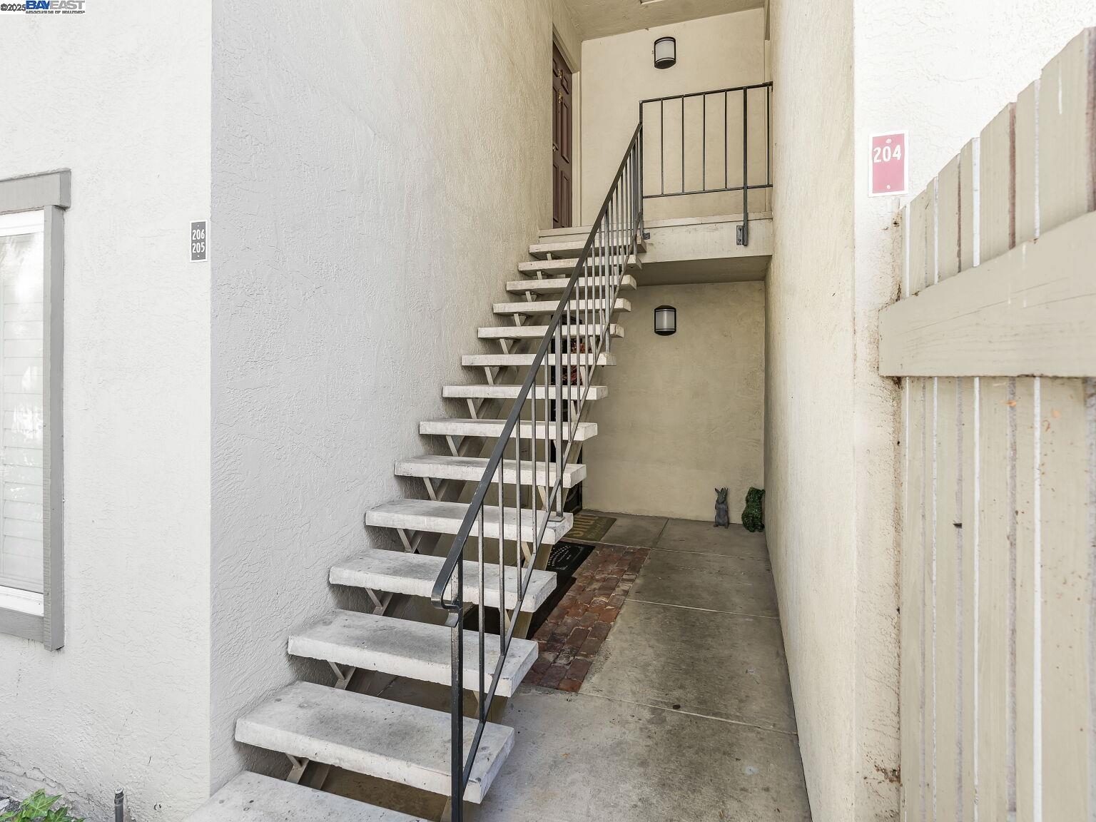 Detail Gallery Image 11 of 60 For 1241 Homestead Ave #206,  Walnut Creek,  CA 94598 - 1 Beds | 1 Baths