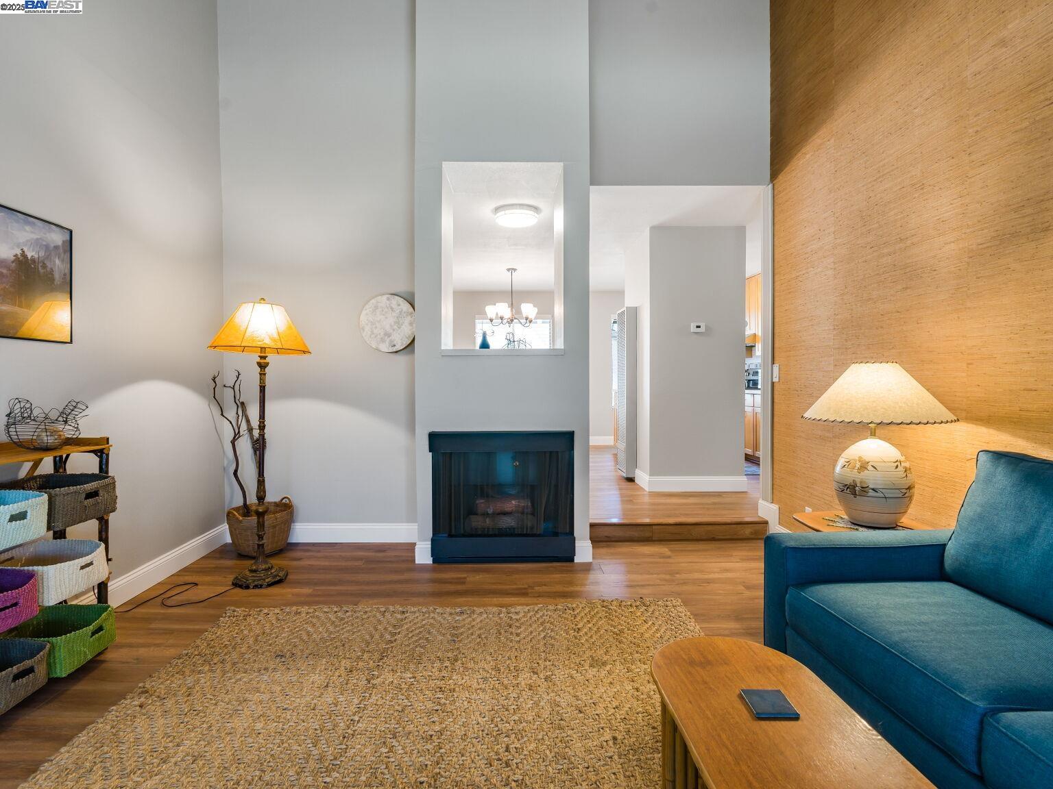 Detail Gallery Image 4 of 60 For 1241 Homestead Ave #206,  Walnut Creek,  CA 94598 - 1 Beds | 1 Baths