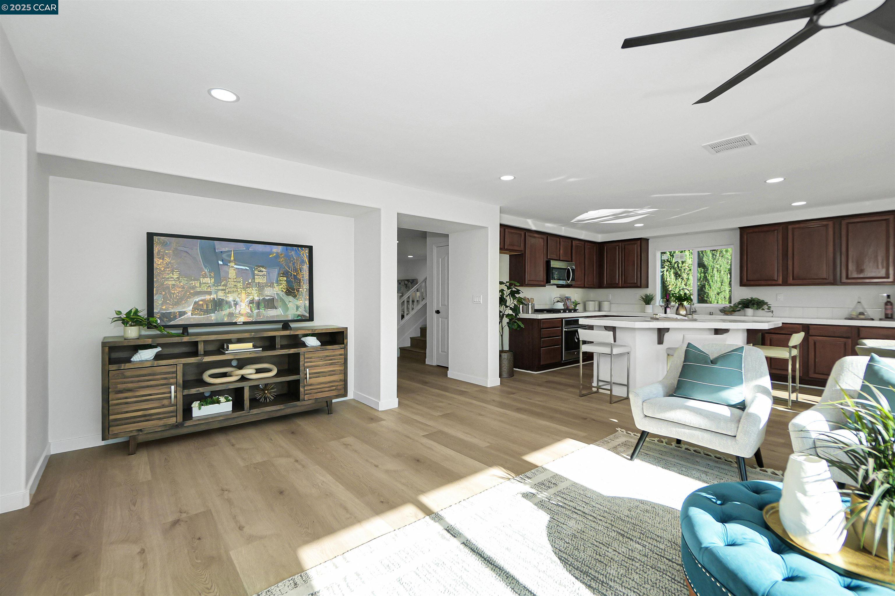 Detail Gallery Image 15 of 48 For 250 Craftsman Ct, Lathrop,  CA 95330 - 4 Beds | 2 Baths