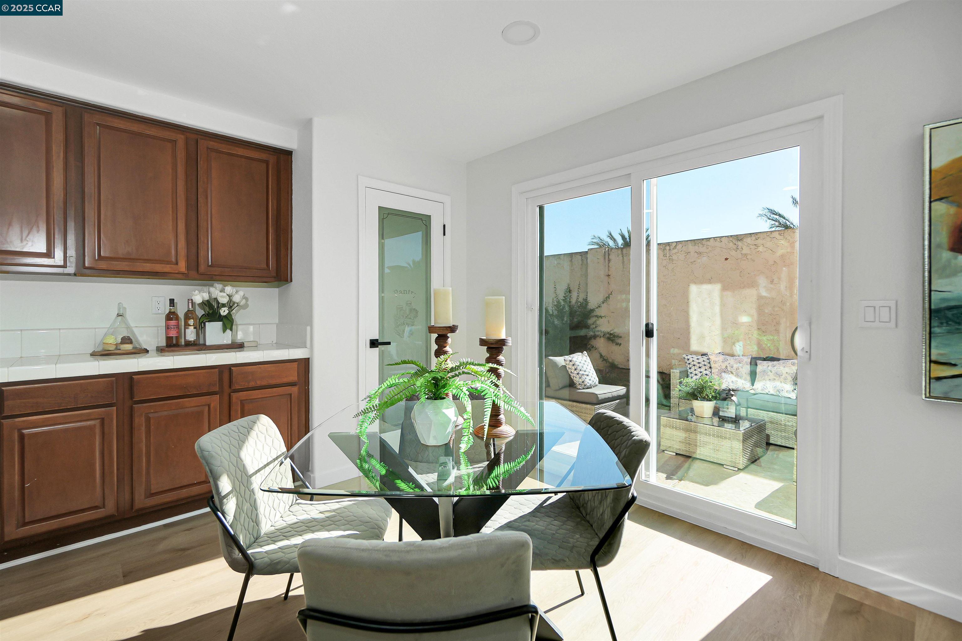 Detail Gallery Image 19 of 48 For 250 Craftsman Ct, Lathrop,  CA 95330 - 4 Beds | 2 Baths