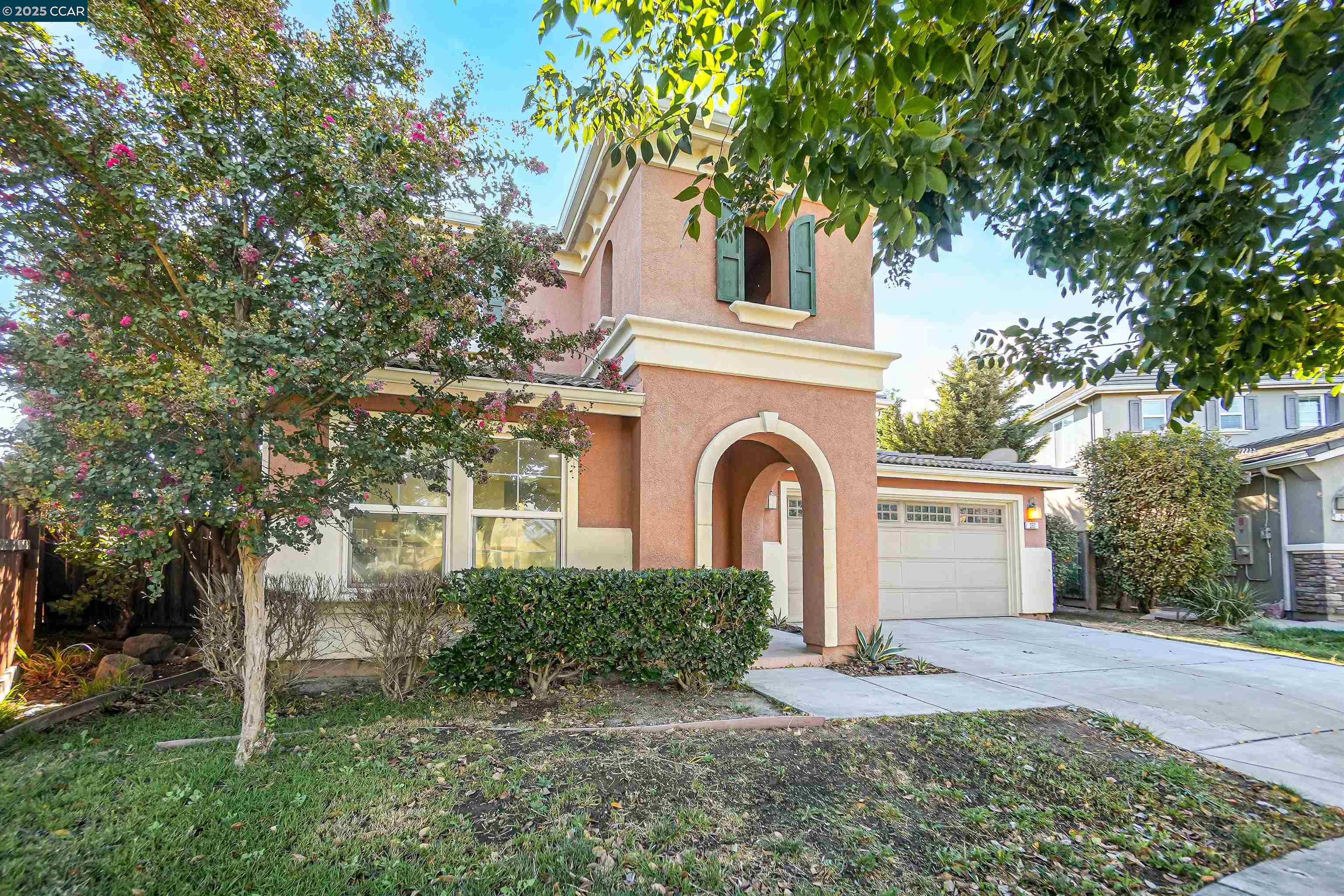 Detail Gallery Image 3 of 48 For 250 Craftsman Ct, Lathrop,  CA 95330 - 4 Beds | 2 Baths