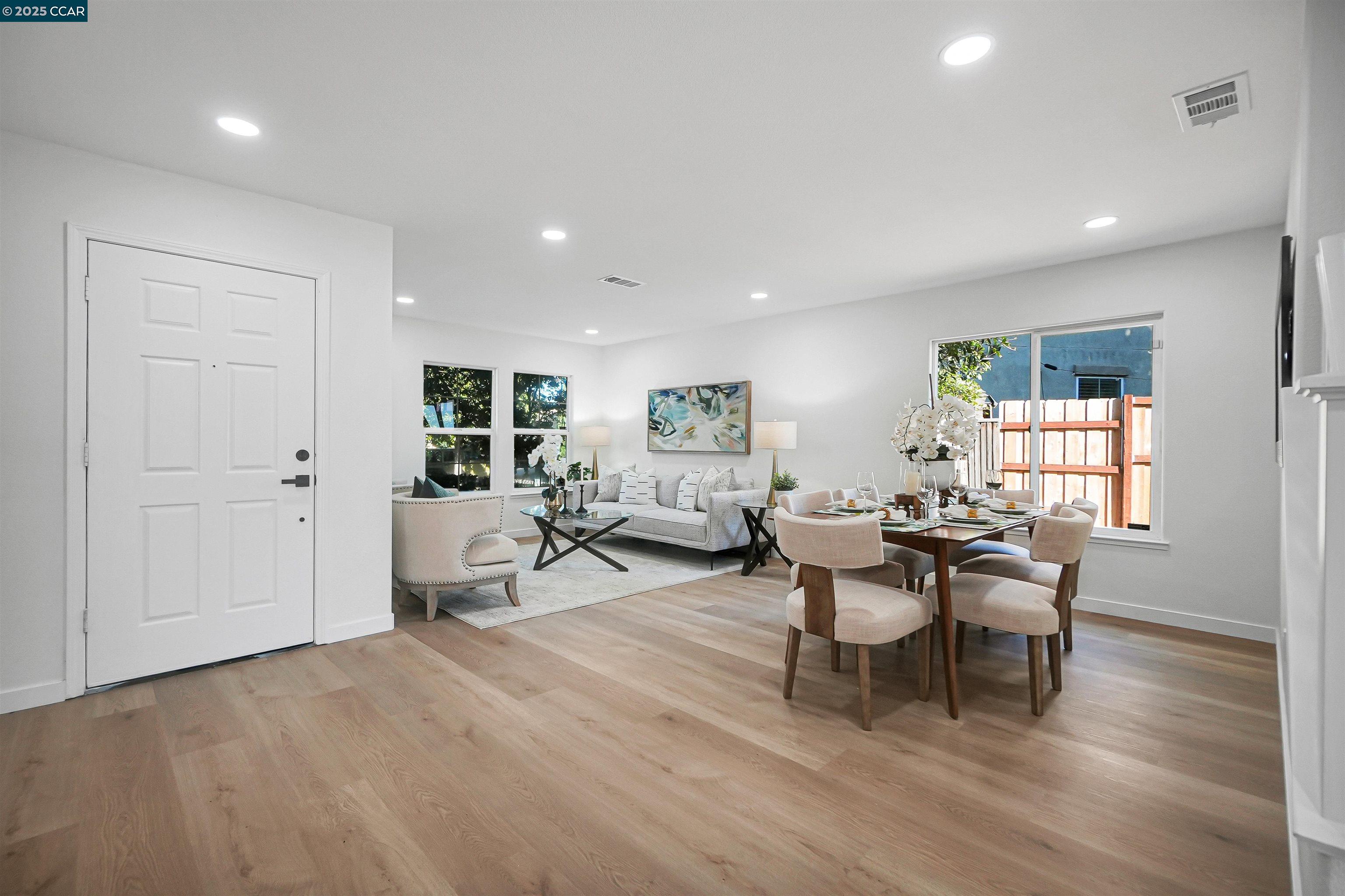 Detail Gallery Image 6 of 48 For 250 Craftsman Ct, Lathrop,  CA 95330 - 4 Beds | 2 Baths