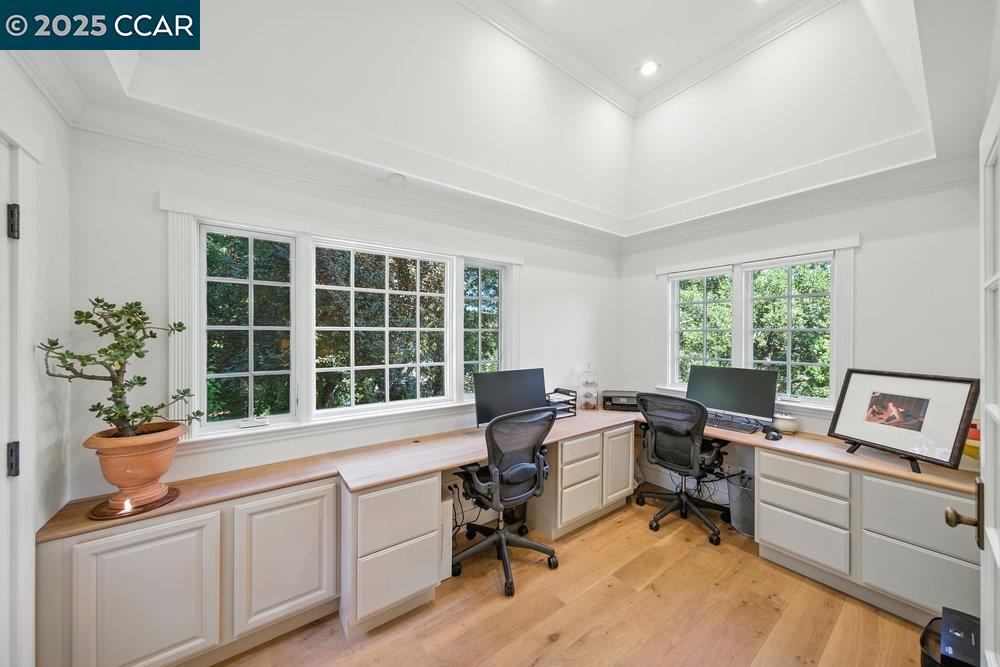 Detail Gallery Image 36 of 60 For 164 Camino Don Miguel, Orinda,  CA 94563 - 4 Beds | 3/1 Baths