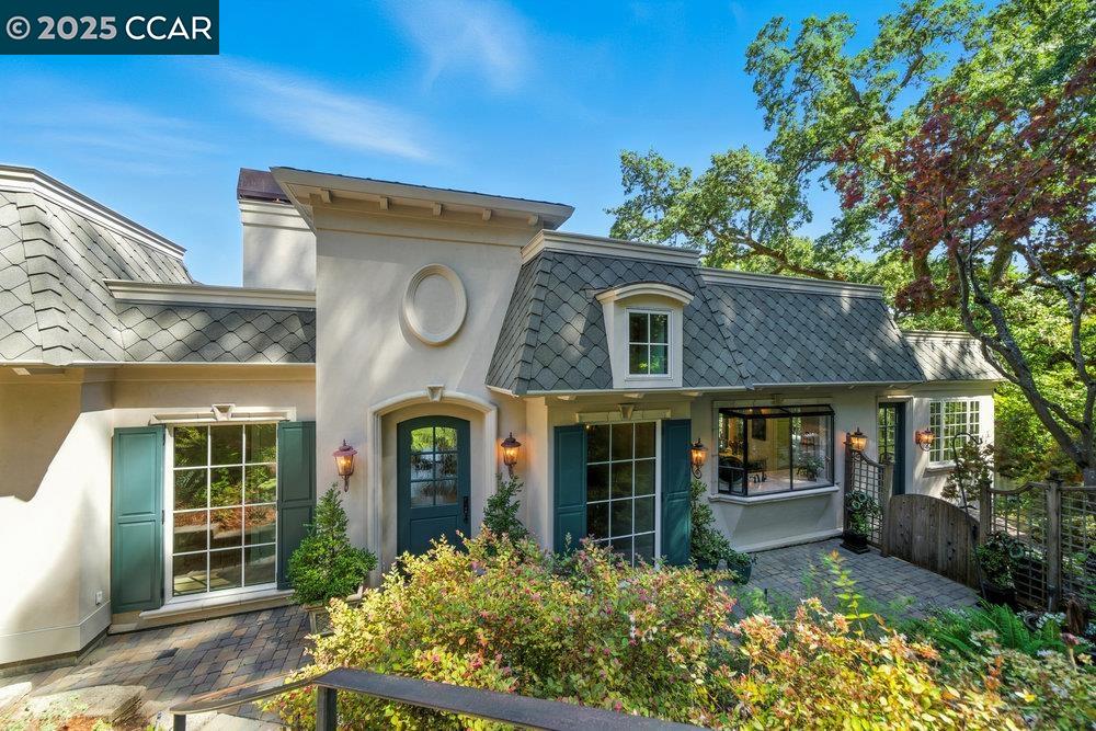 Detail Gallery Image 5 of 60 For 164 Camino Don Miguel, Orinda,  CA 94563 - 4 Beds | 3/1 Baths