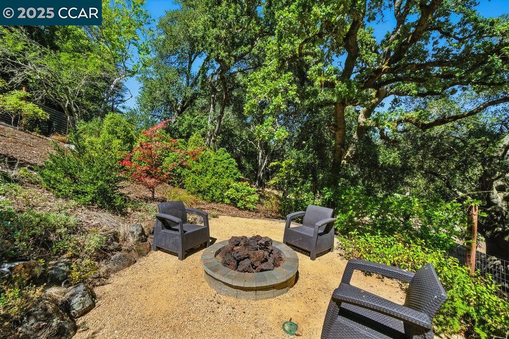 Detail Gallery Image 51 of 60 For 164 Camino Don Miguel, Orinda,  CA 94563 - 4 Beds | 3/1 Baths