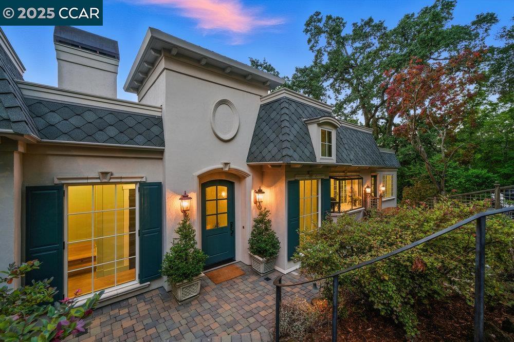 Detail Gallery Image 55 of 60 For 164 Camino Don Miguel, Orinda,  CA 94563 - 4 Beds | 3/1 Baths