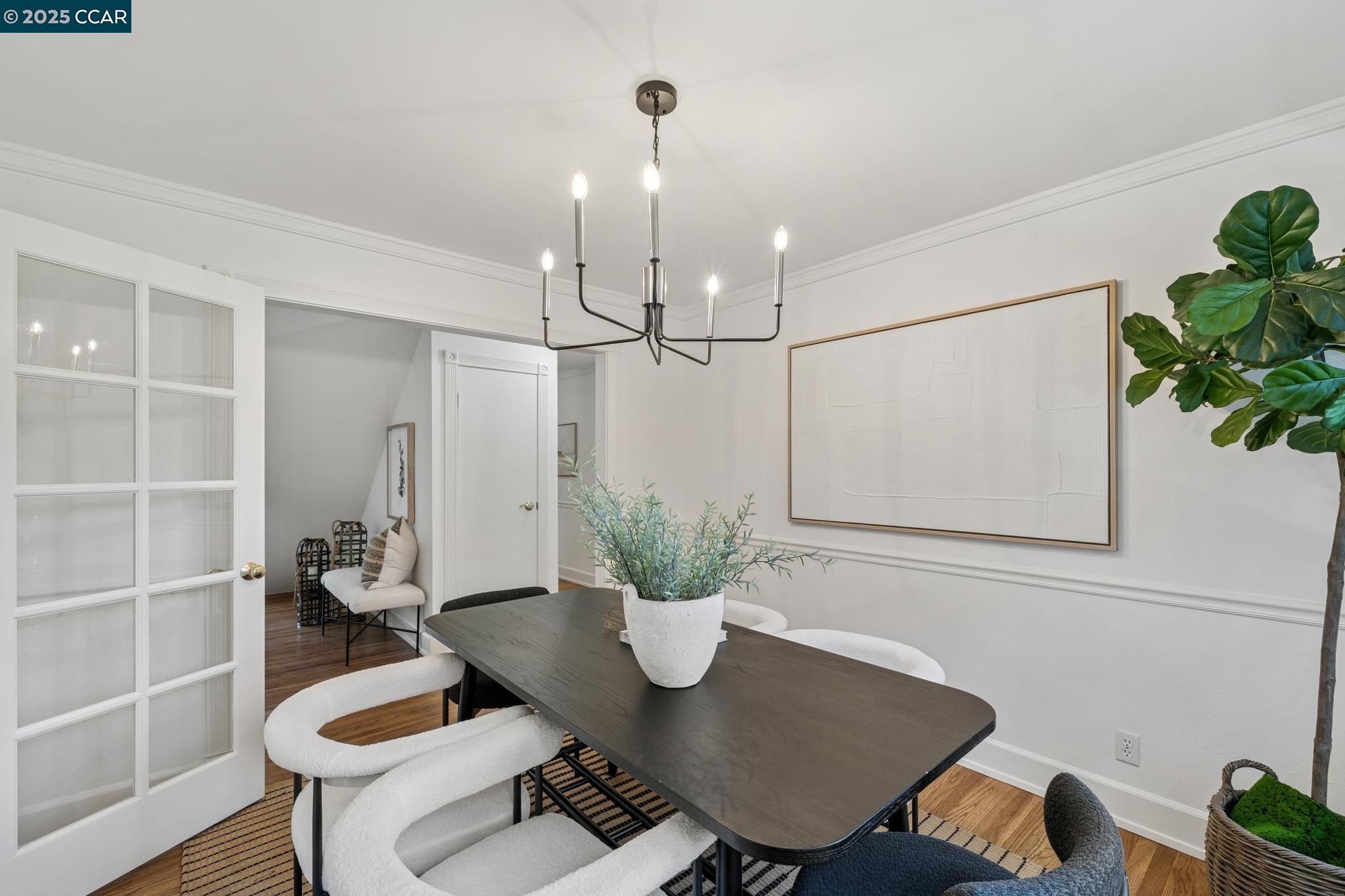 Detail Gallery Image 13 of 54 For 906 Hastings Dr, Concord,  CA 94518 - 5 Beds | 2 Baths