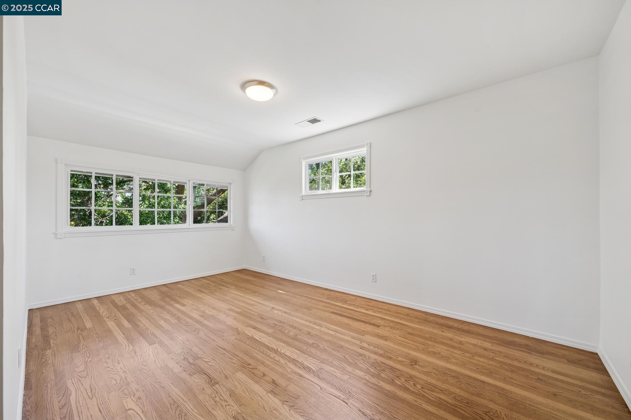 Detail Gallery Image 45 of 54 For 906 Hastings Dr, Concord,  CA 94518 - 5 Beds | 2 Baths