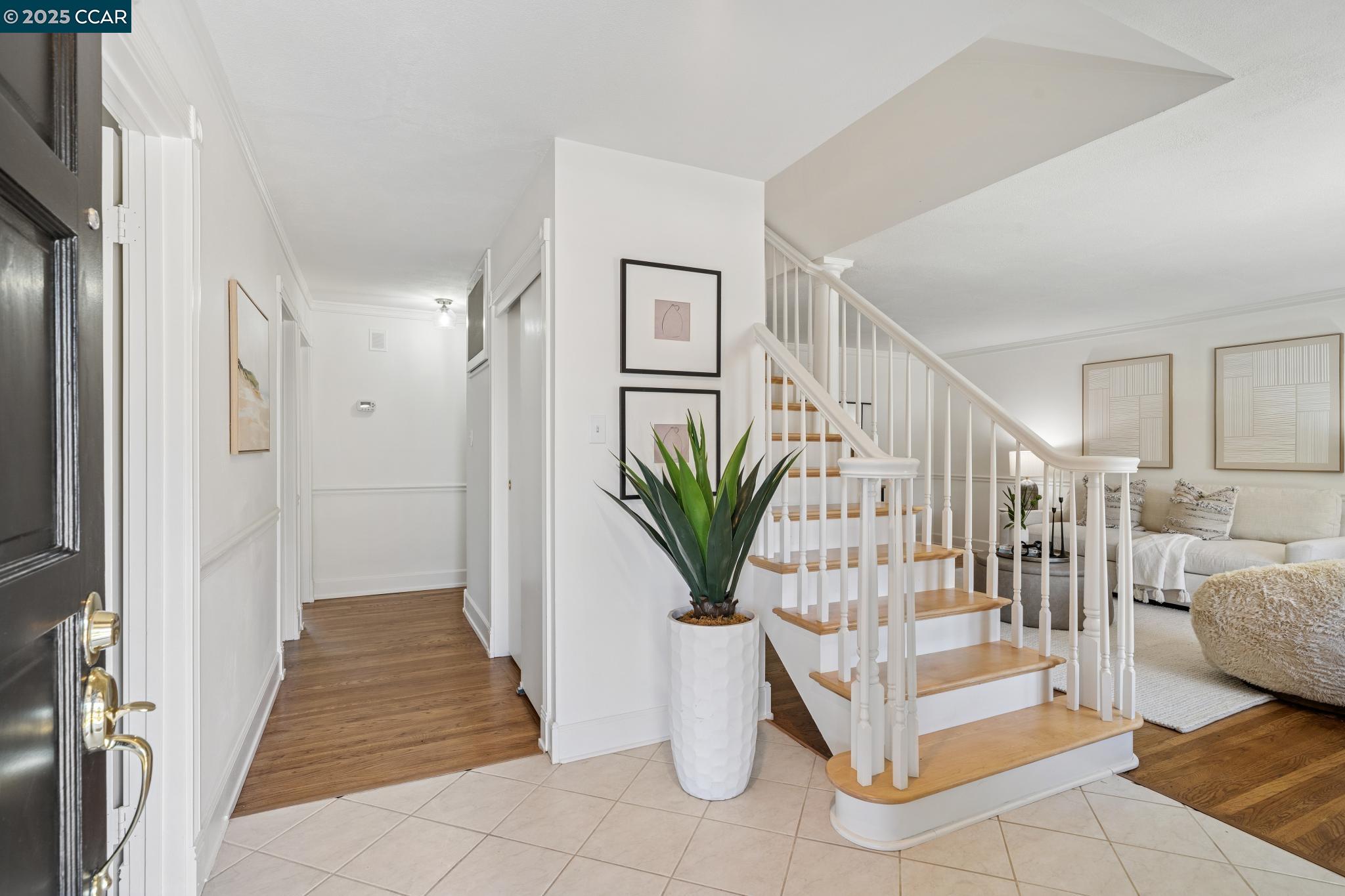 Detail Gallery Image 6 of 54 For 906 Hastings Dr, Concord,  CA 94518 - 5 Beds | 2 Baths