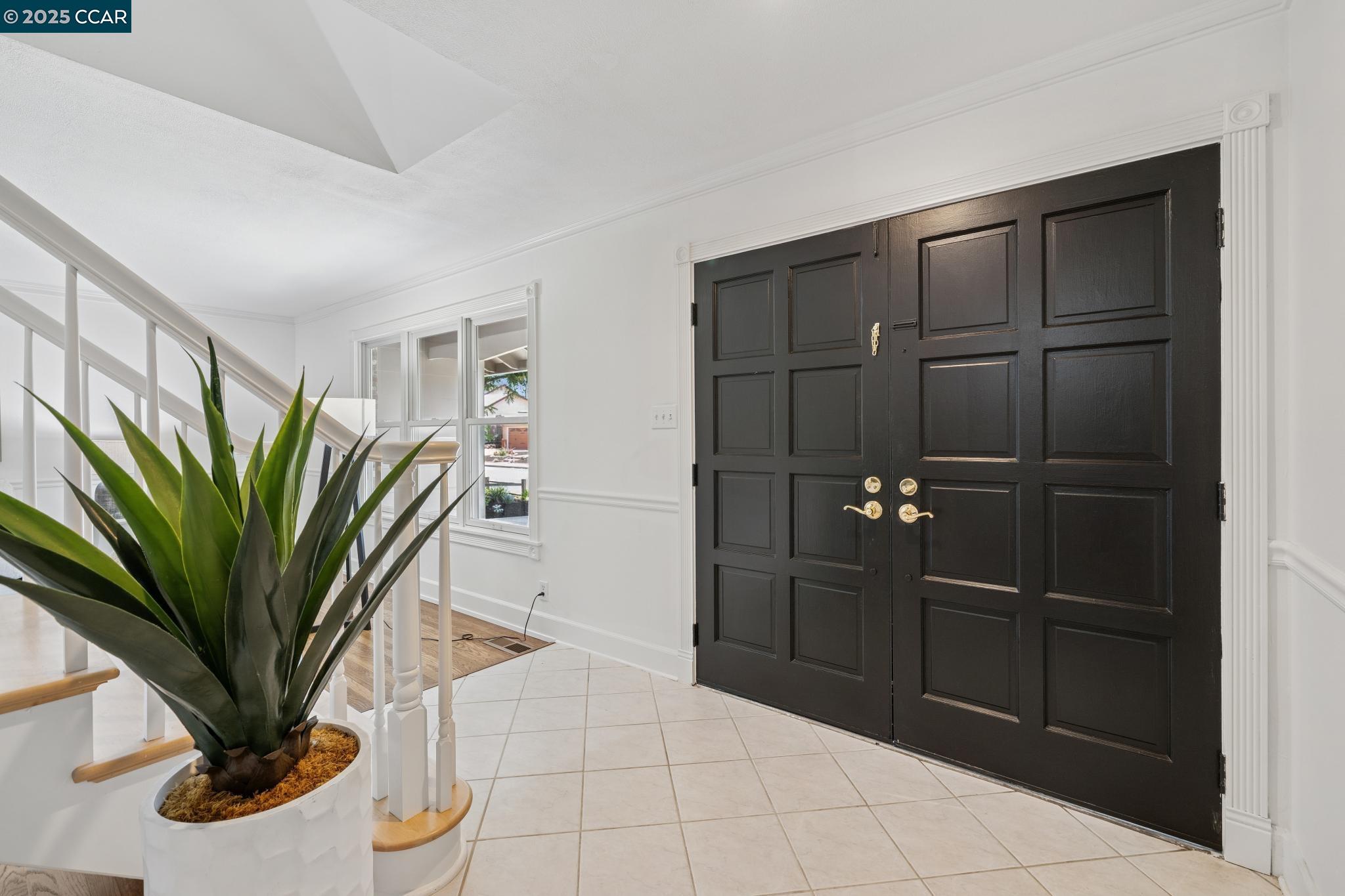 Detail Gallery Image 7 of 54 For 906 Hastings Dr, Concord,  CA 94518 - 5 Beds | 2 Baths