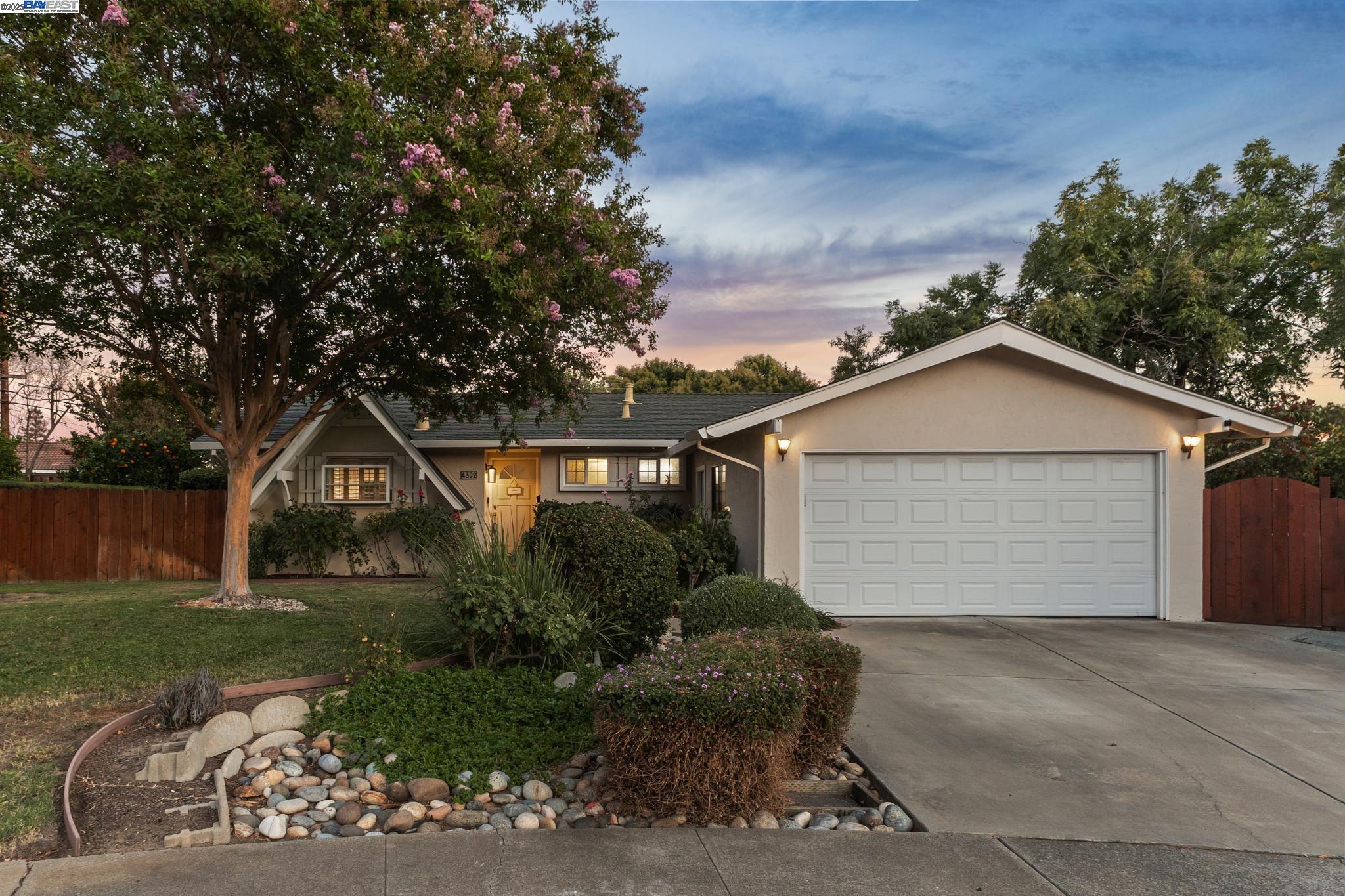 Detail Gallery Image 1 of 58 For 4302 Carter Ct, Concord,  CA 94521 - 3 Beds | 2 Baths
