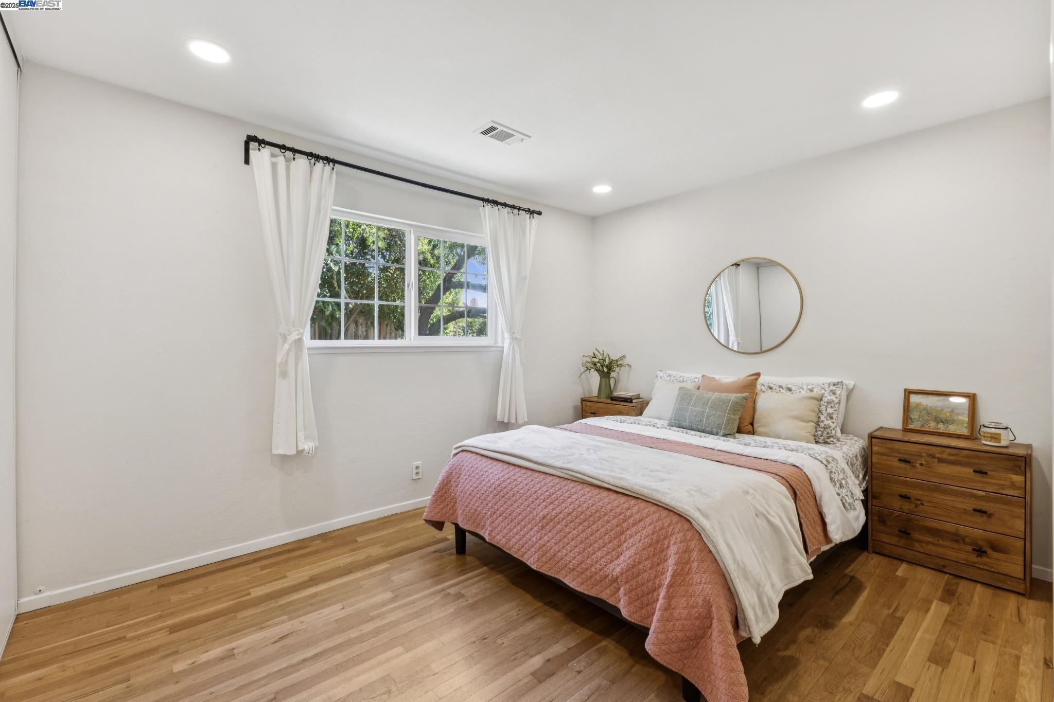Detail Gallery Image 25 of 58 For 4302 Carter Ct, Concord,  CA 94521 - 3 Beds | 2 Baths