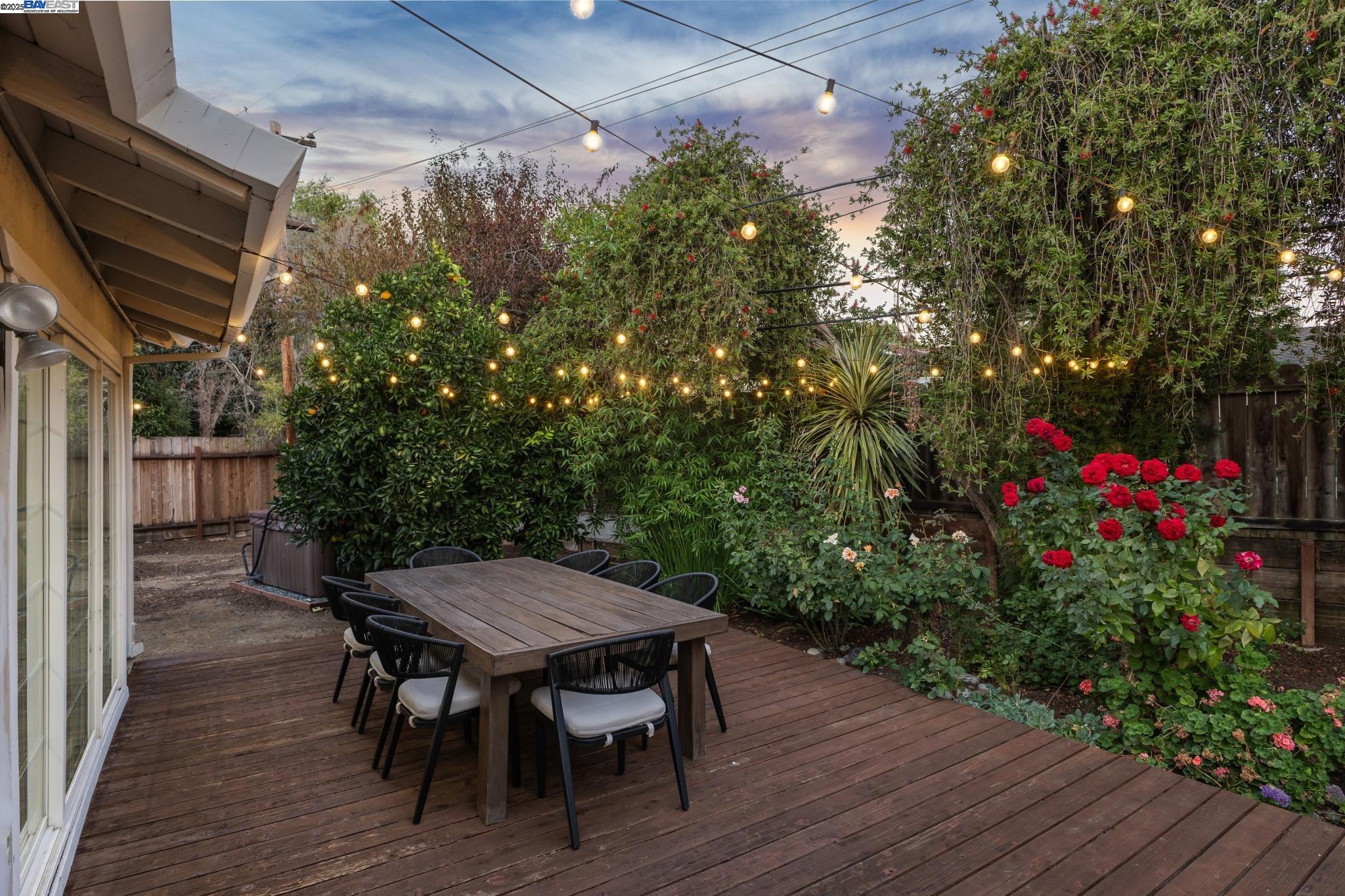 Detail Gallery Image 31 of 58 For 4302 Carter Ct, Concord,  CA 94521 - 3 Beds | 2 Baths