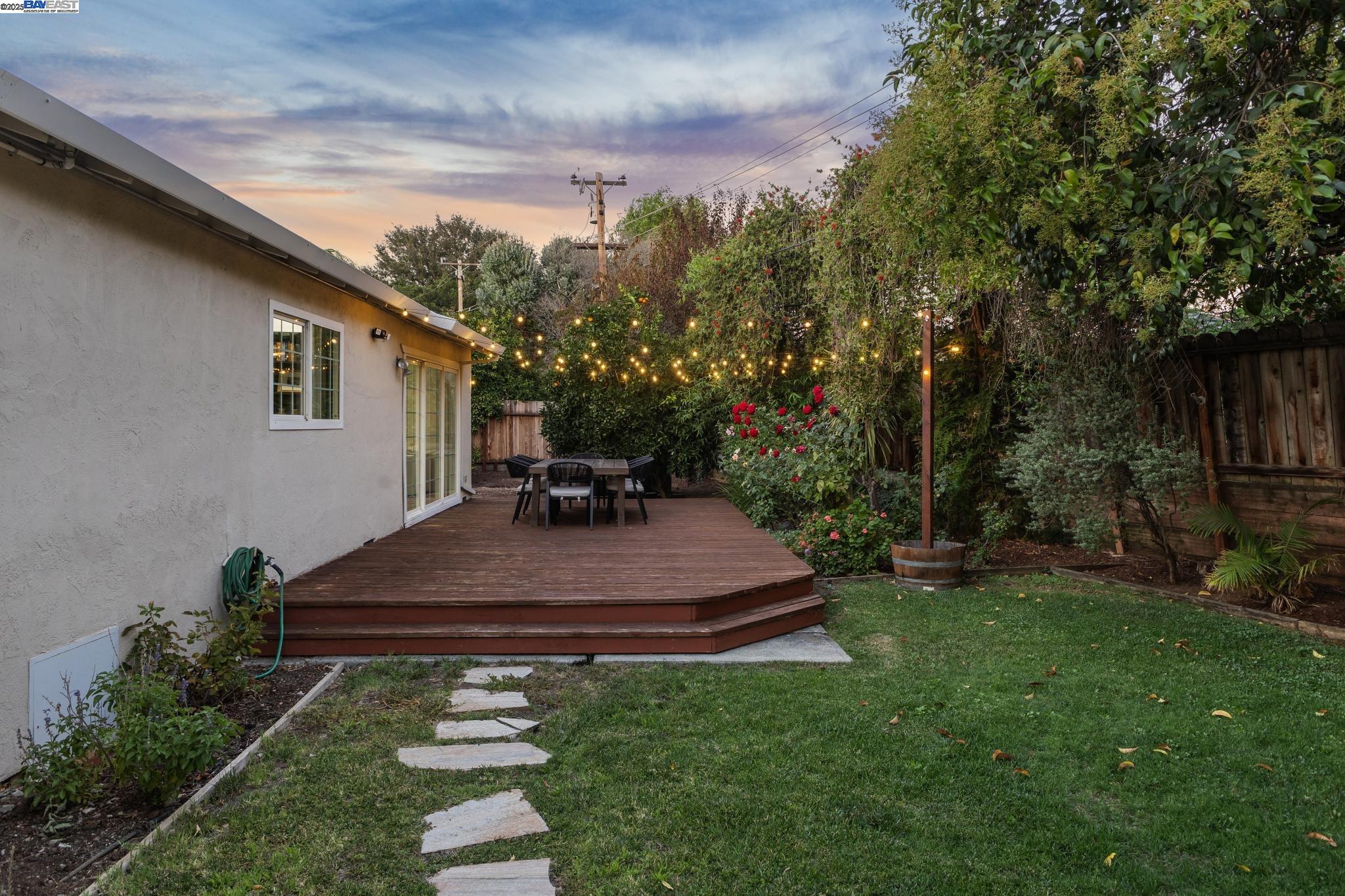 Detail Gallery Image 38 of 58 For 4302 Carter Ct, Concord,  CA 94521 - 3 Beds | 2 Baths